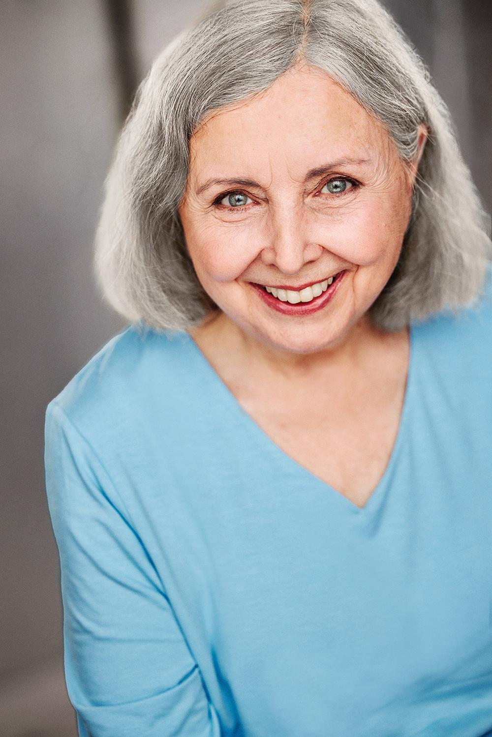 actor Joyce Porter large photo