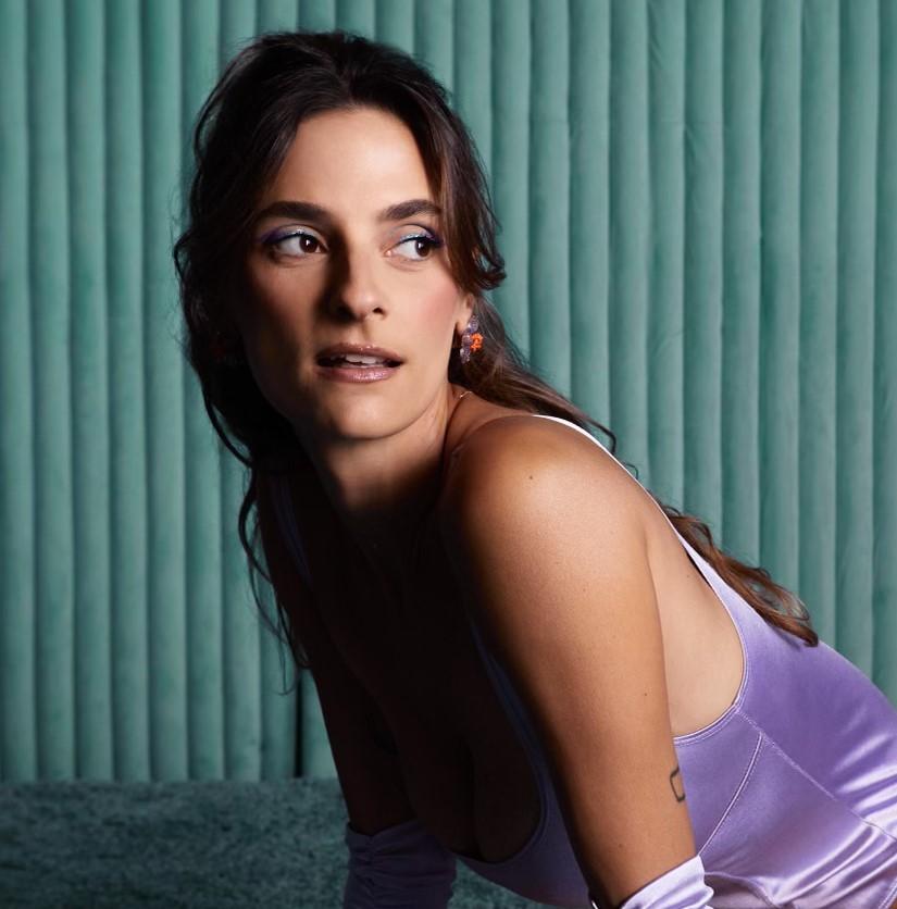 actor Talia Martin large photo