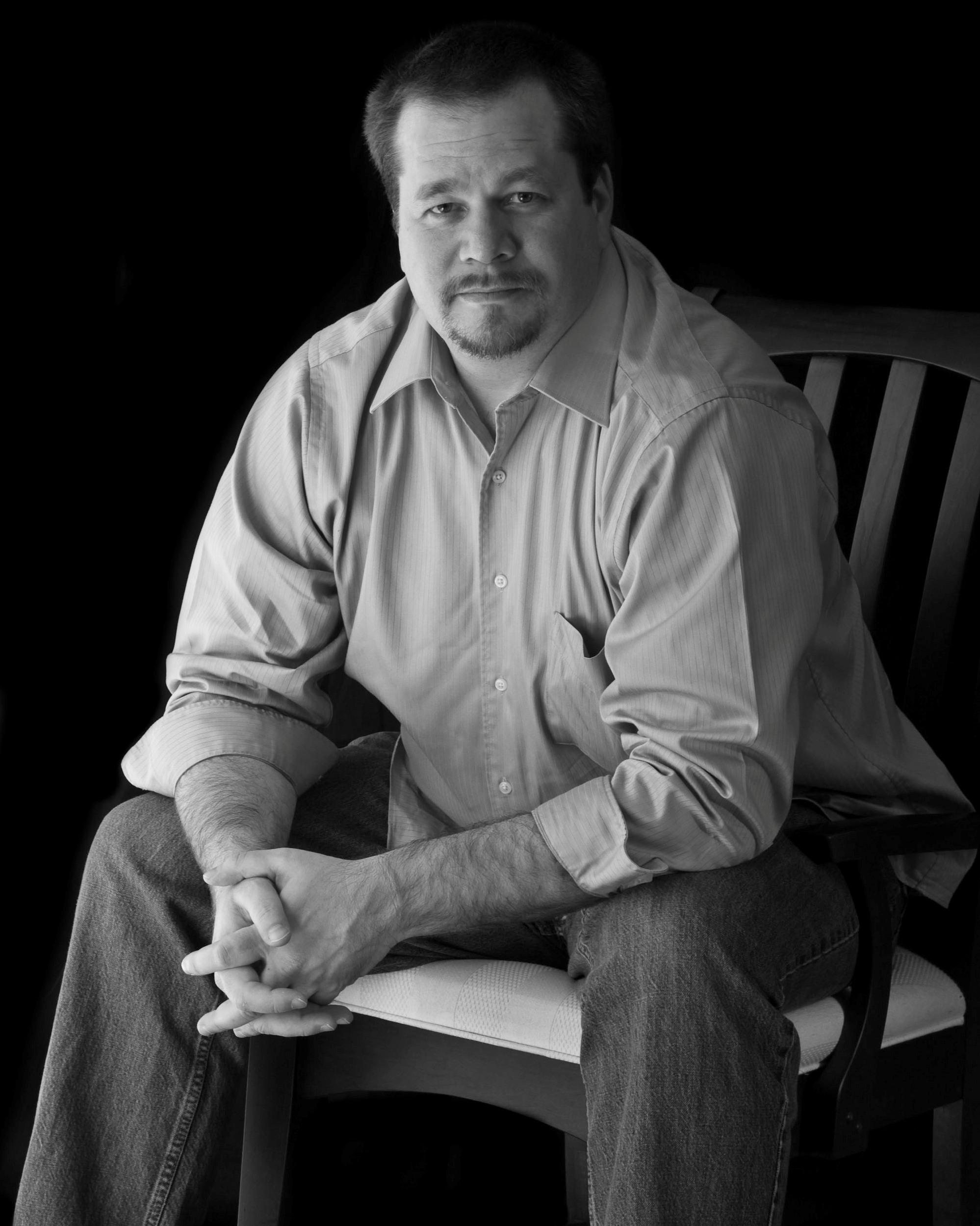 actor Tony Folden large photo