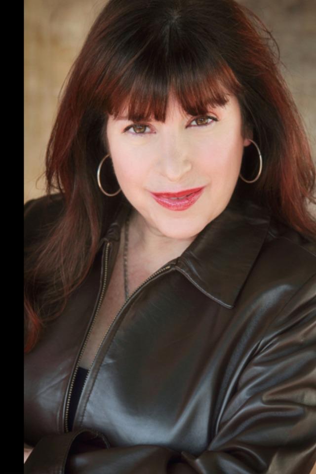 actor Paula Drake large photo