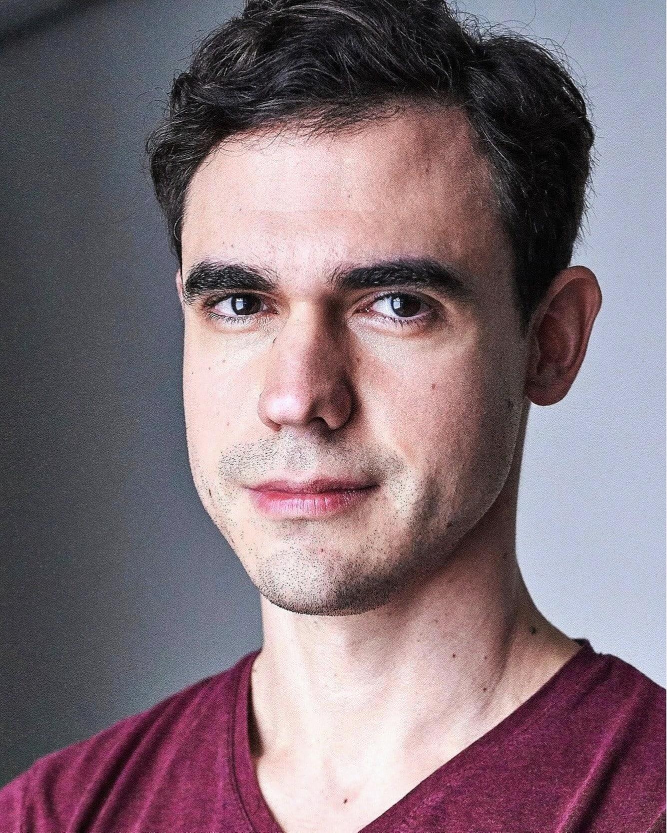 actor Simon Haines large photo