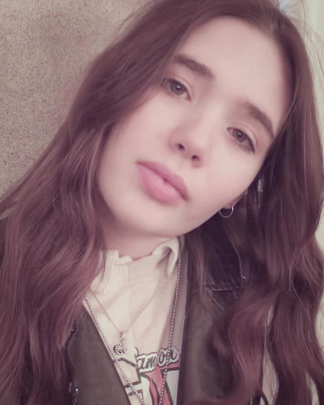 actor Brooke Norbury large photo