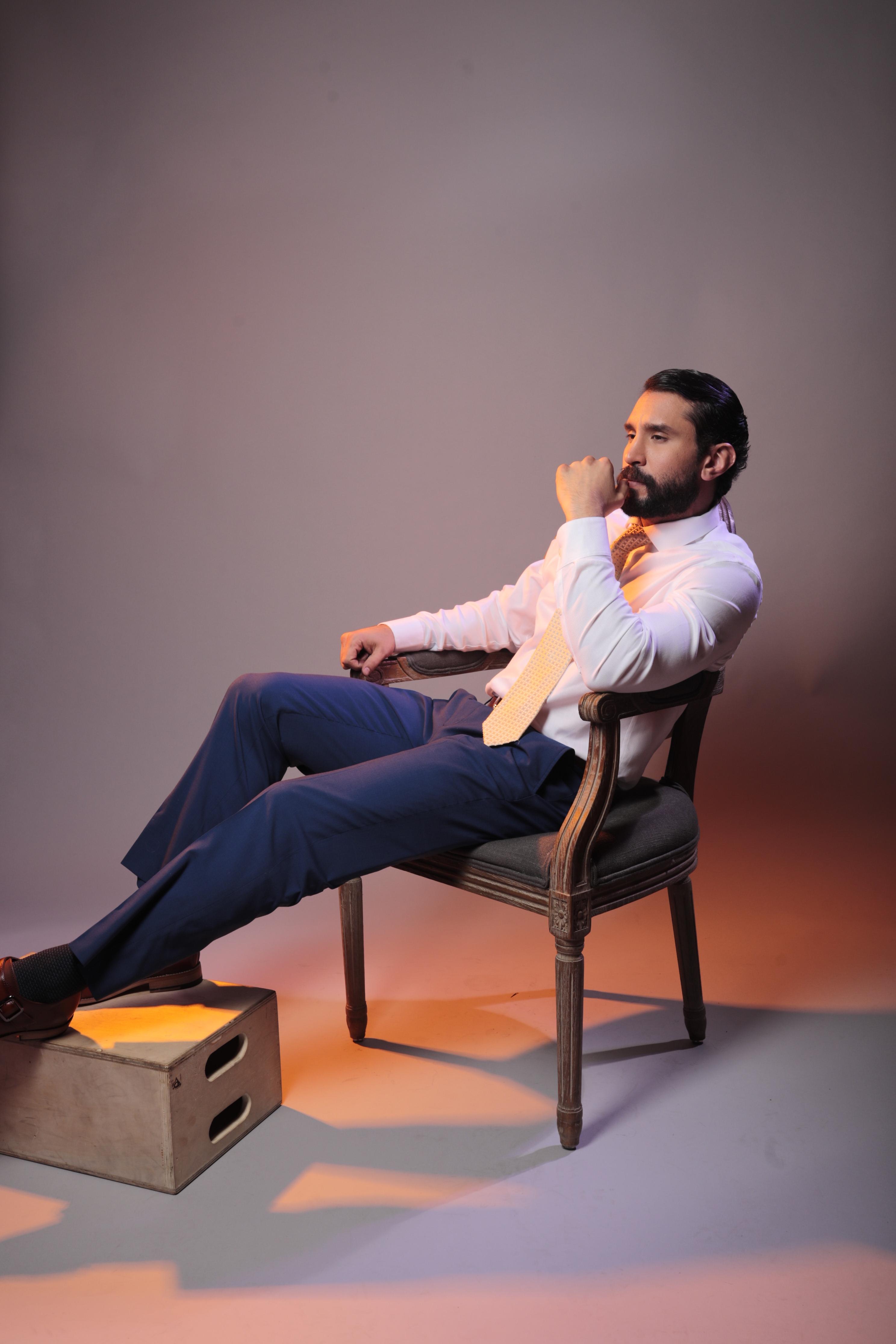 actor James Michael Brandes large photo