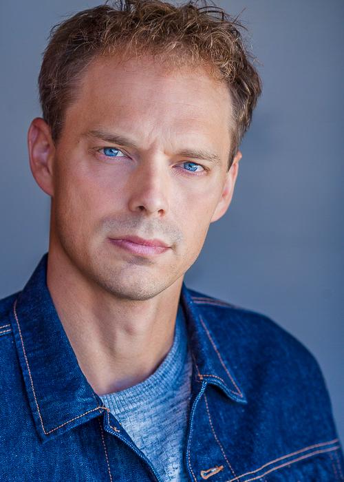 actor Justen Overlander large photo