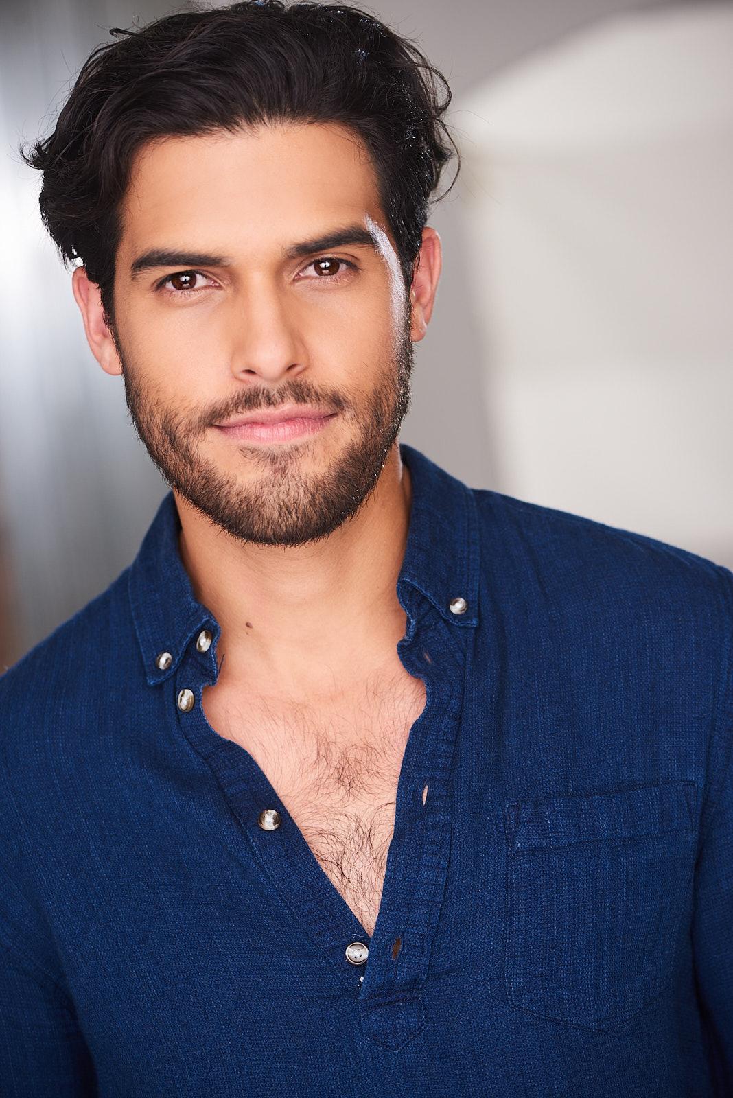 actor Isaac Gonzalez Rossi large photo