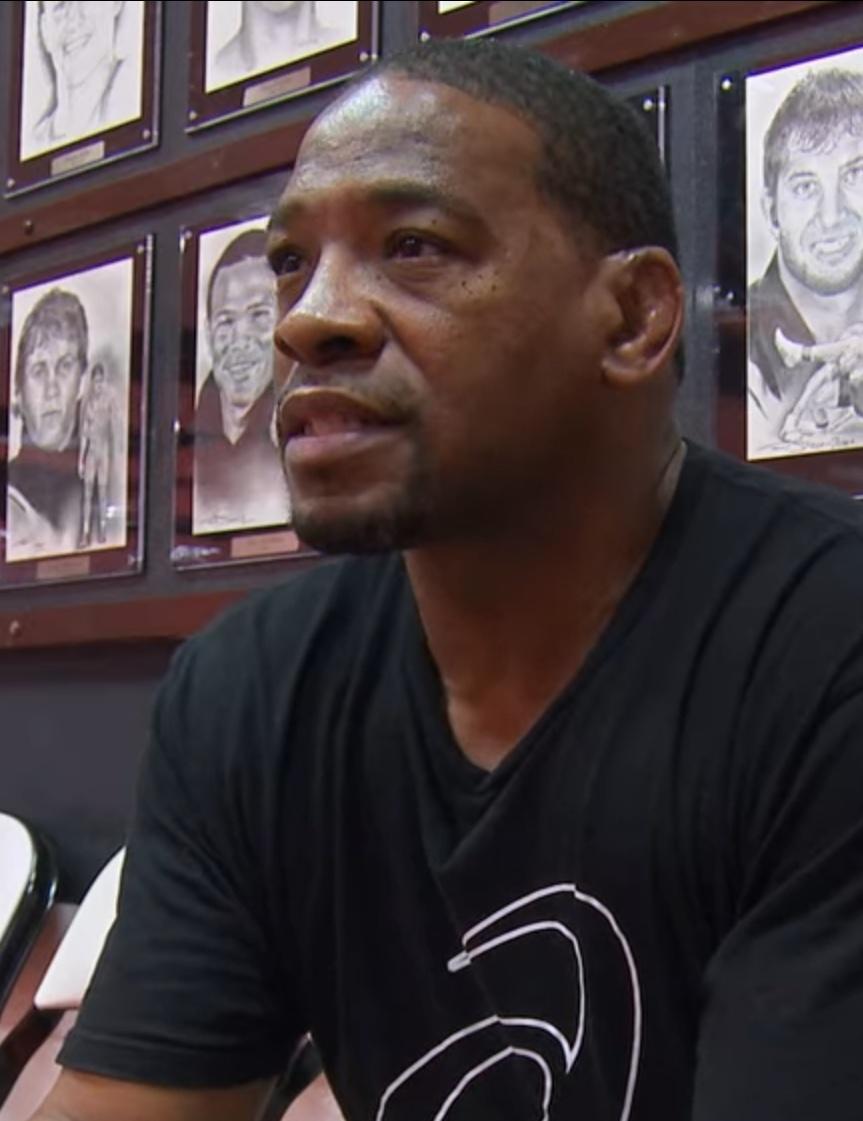 actor Kenny Monday large photo