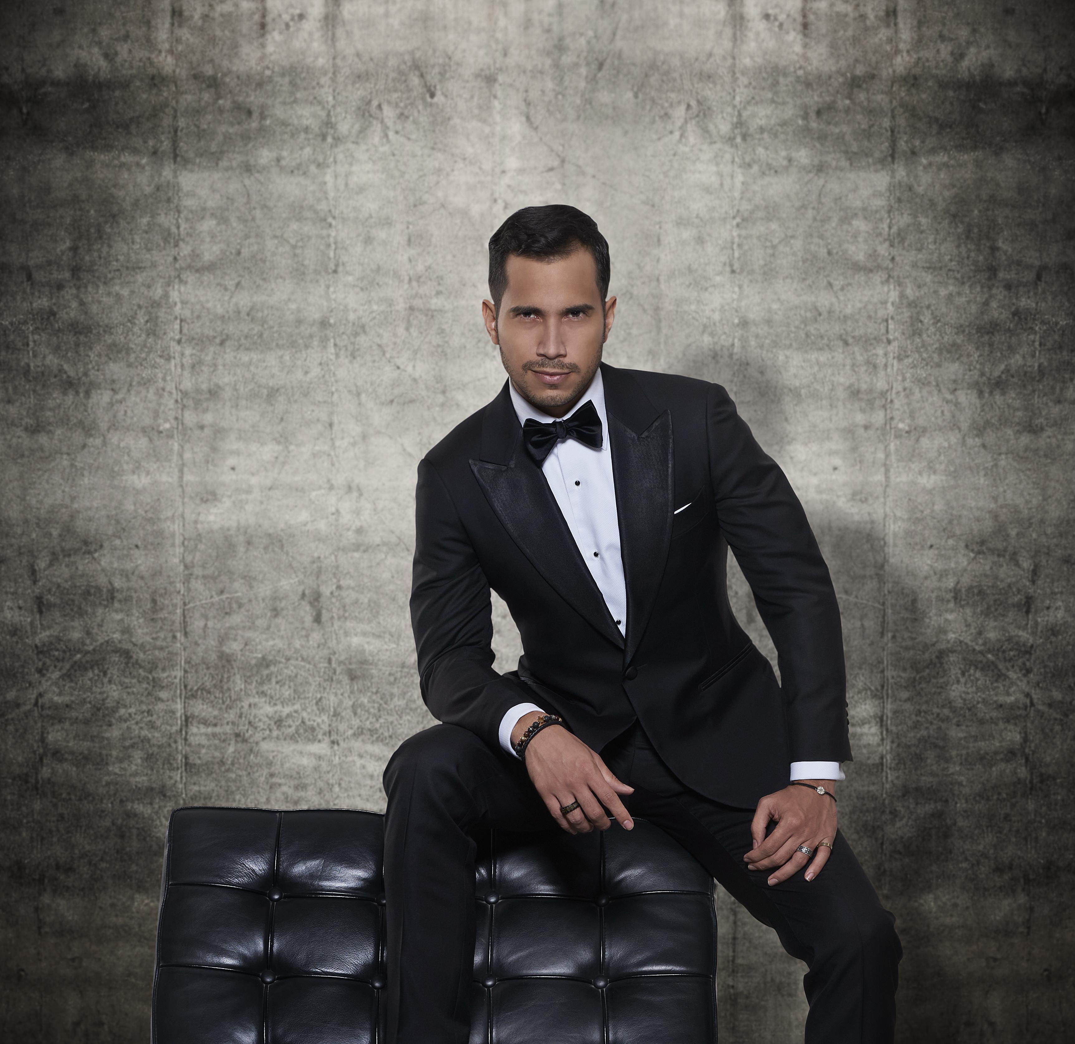 actor Elmis Castillo large photo