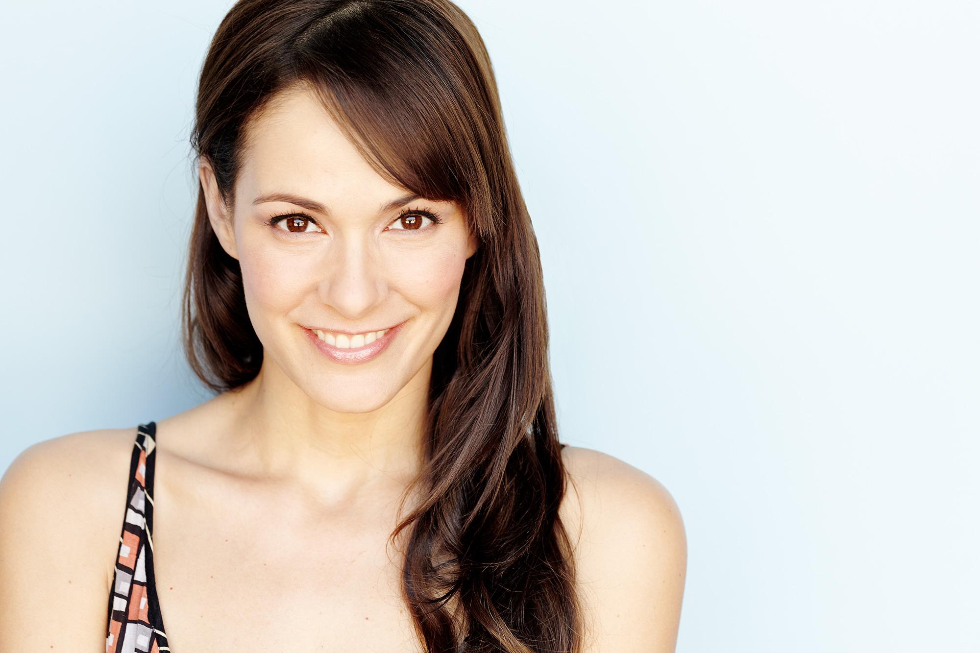 actor Katrina Nelson large photo