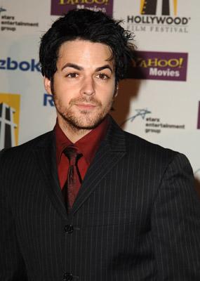 actor David Scott Lago large photo