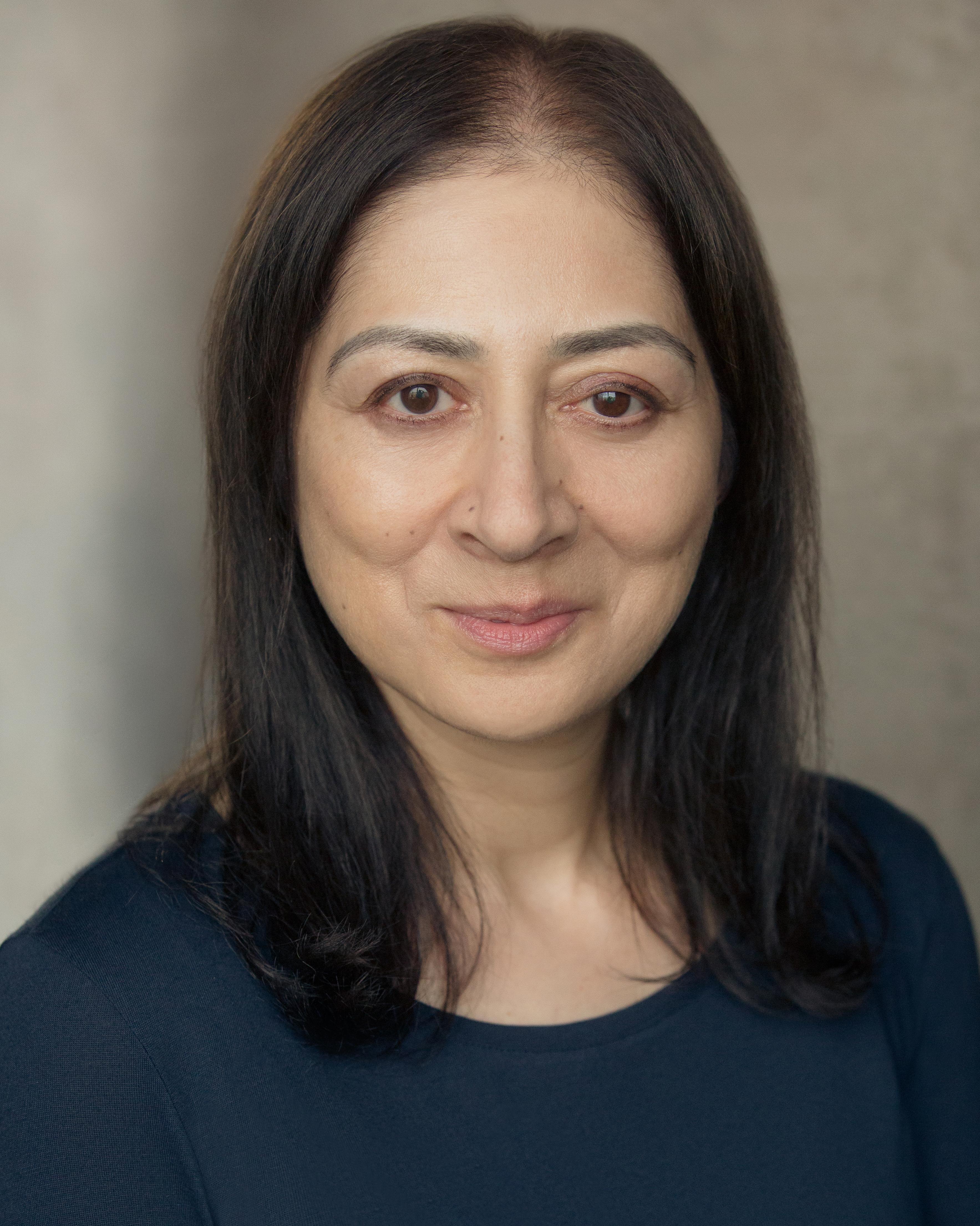 actor Bhrina Bache large photo