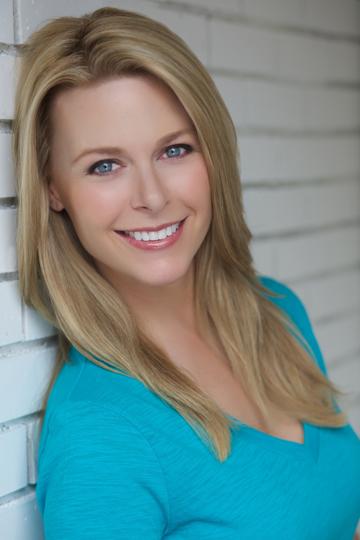 actor Amber Bartlett large photo