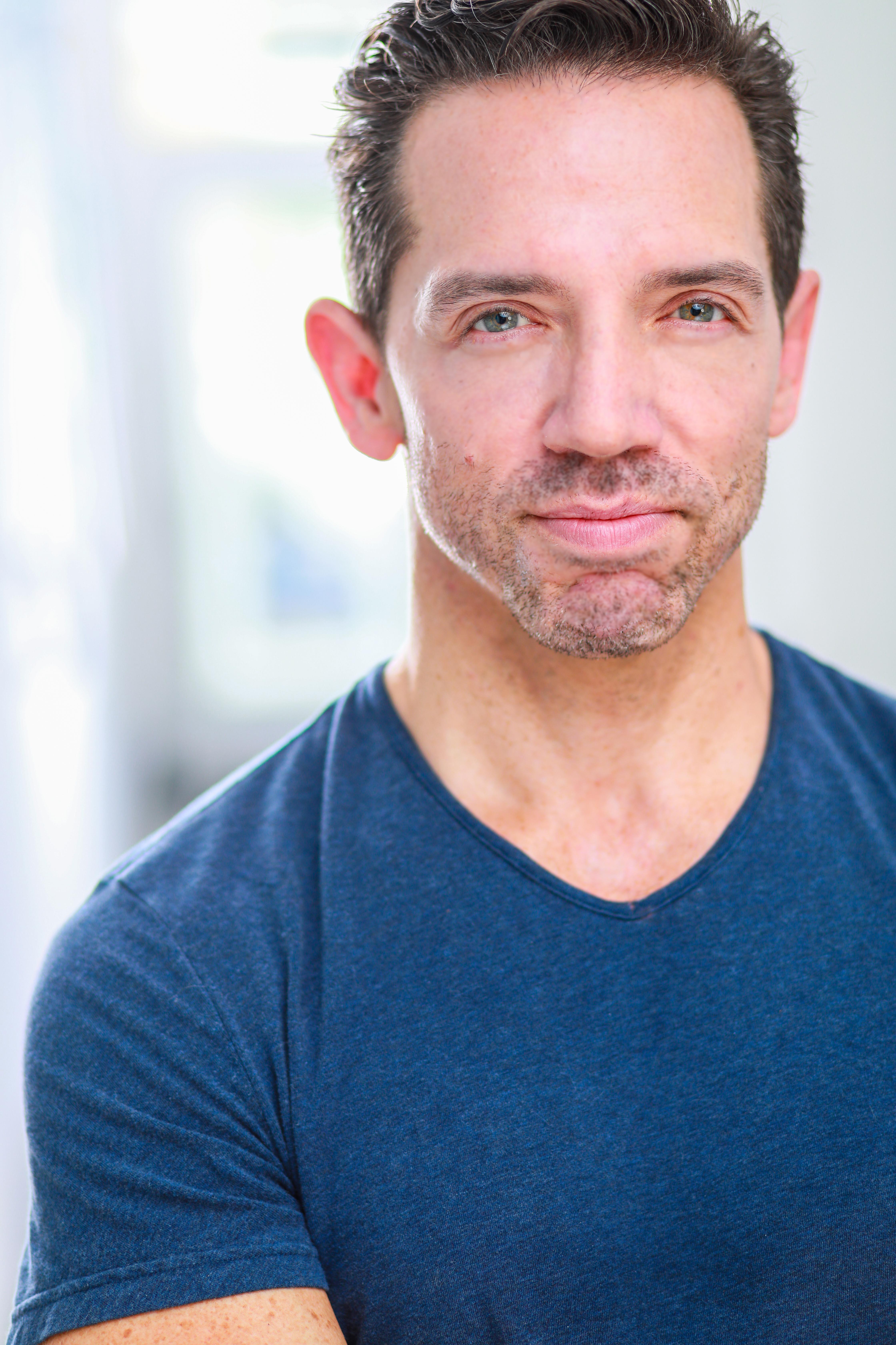 actor Mel England large photo