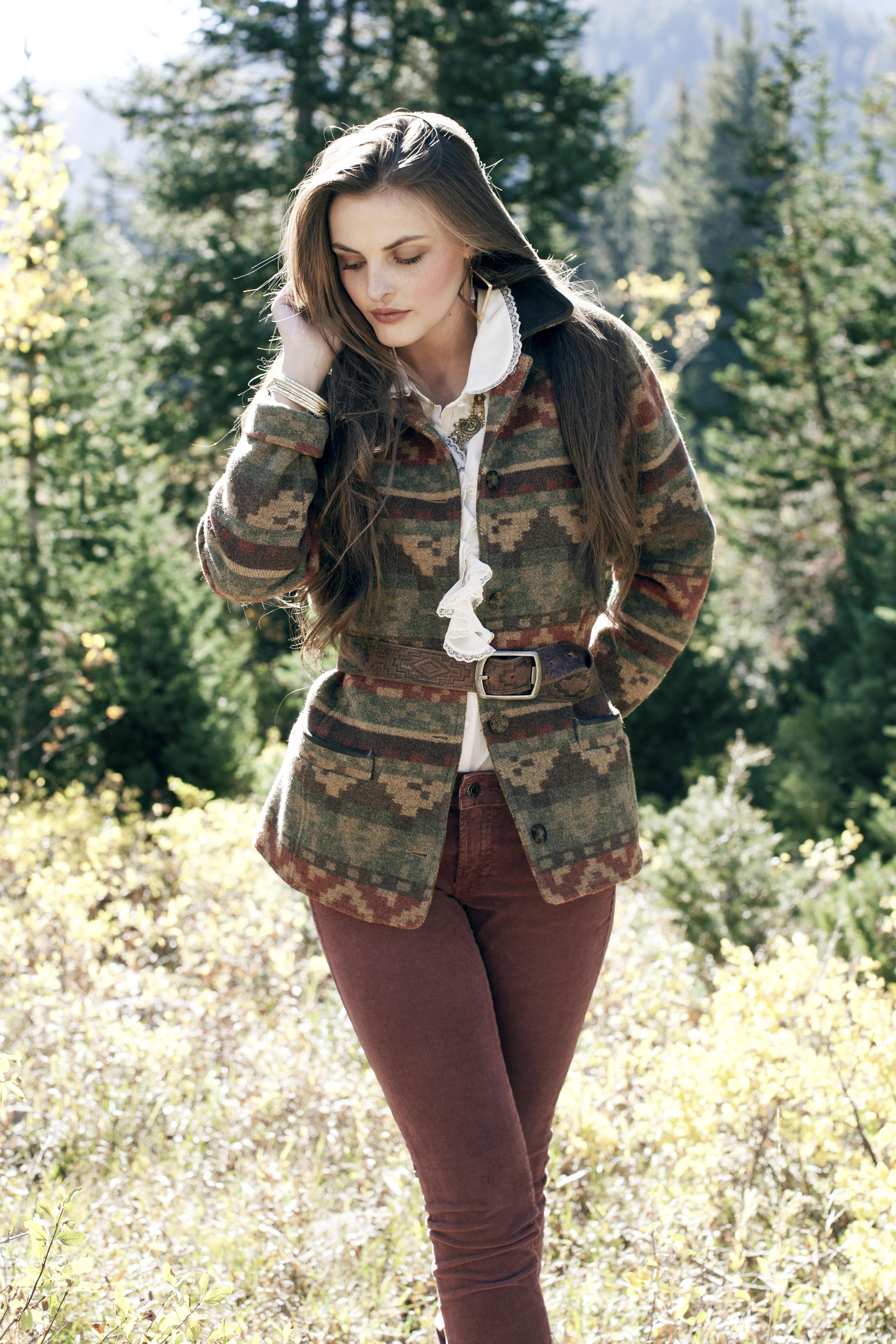 actor Telise Galanis large photo