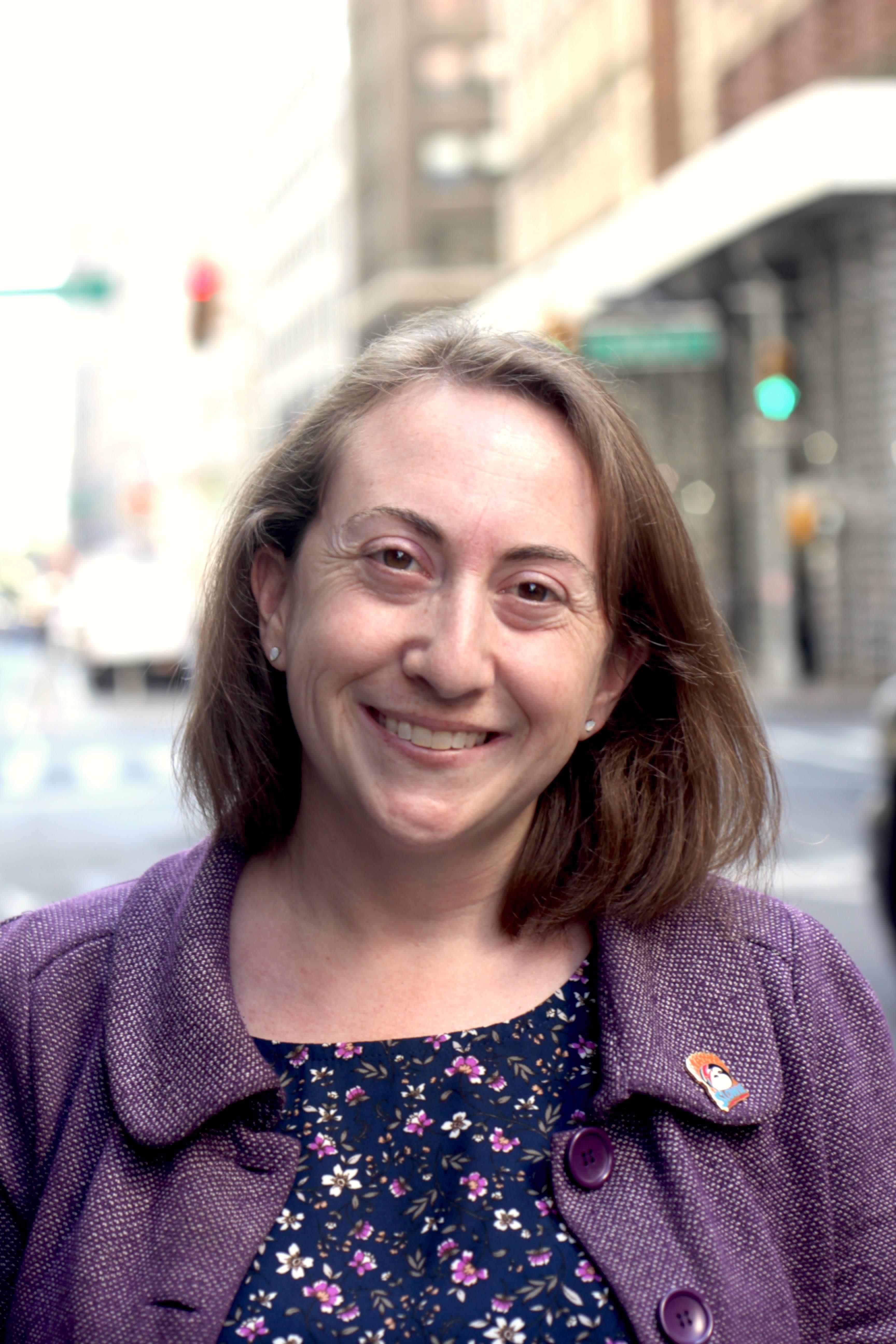 actor Liz Manashil large photo