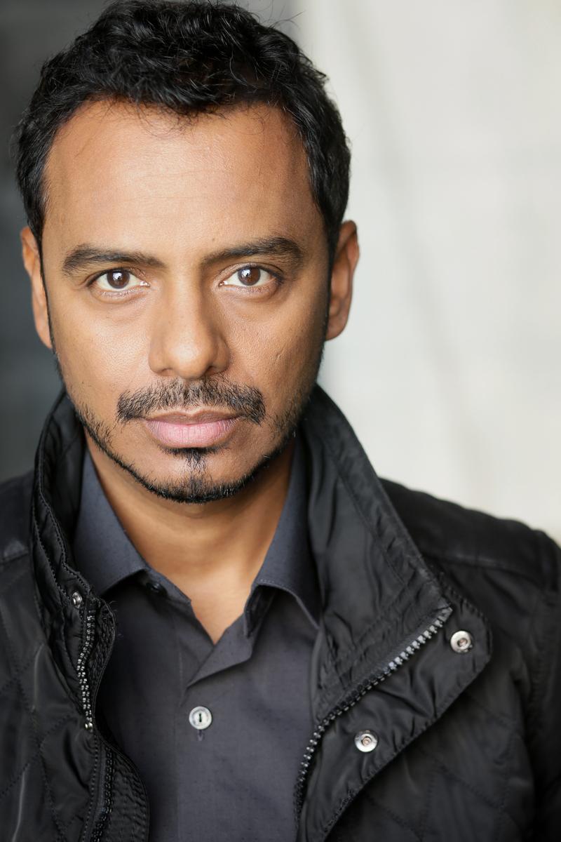 actor Carlos Moreno Jr. large photo