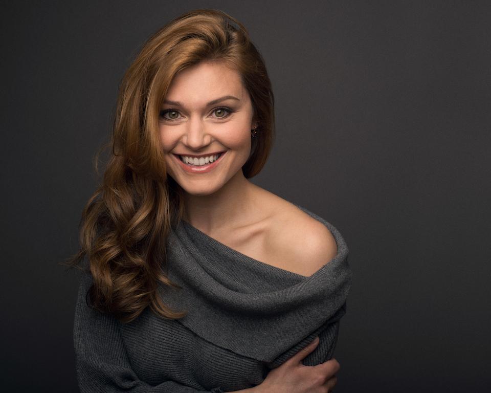 actor Joanna Feuer large photo