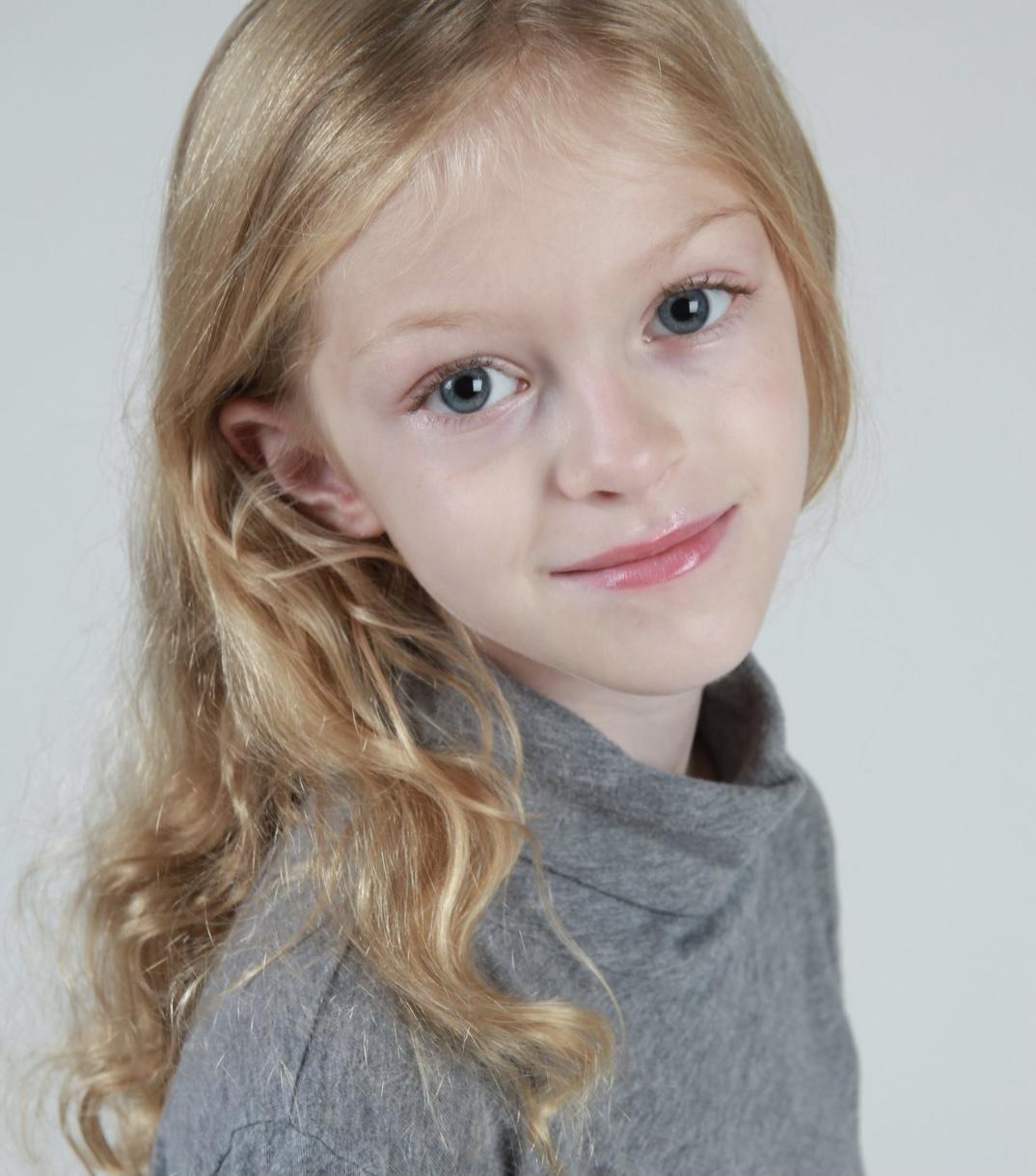 actor Addie Seiler large photo