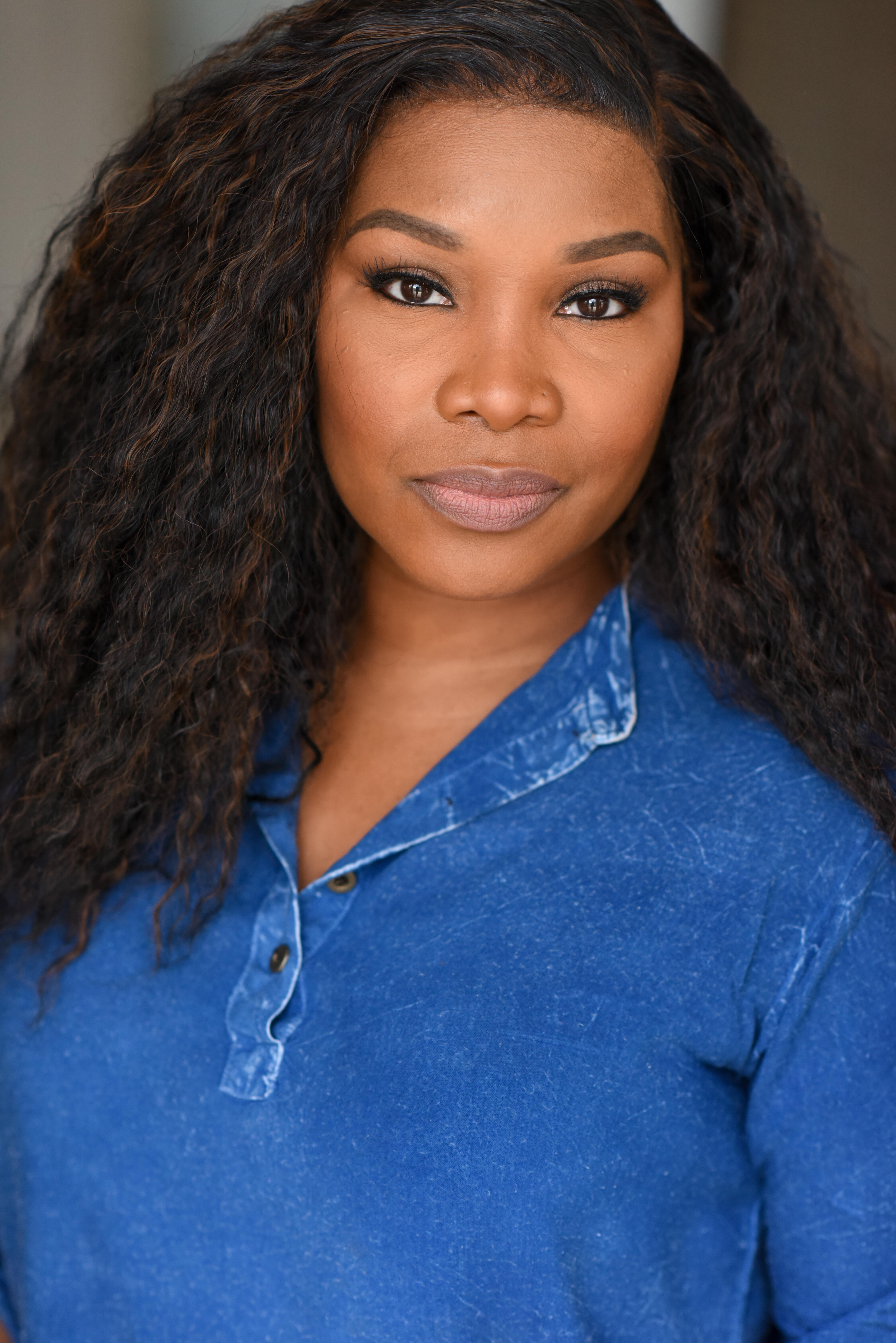actor Khadijah Freeman large photo