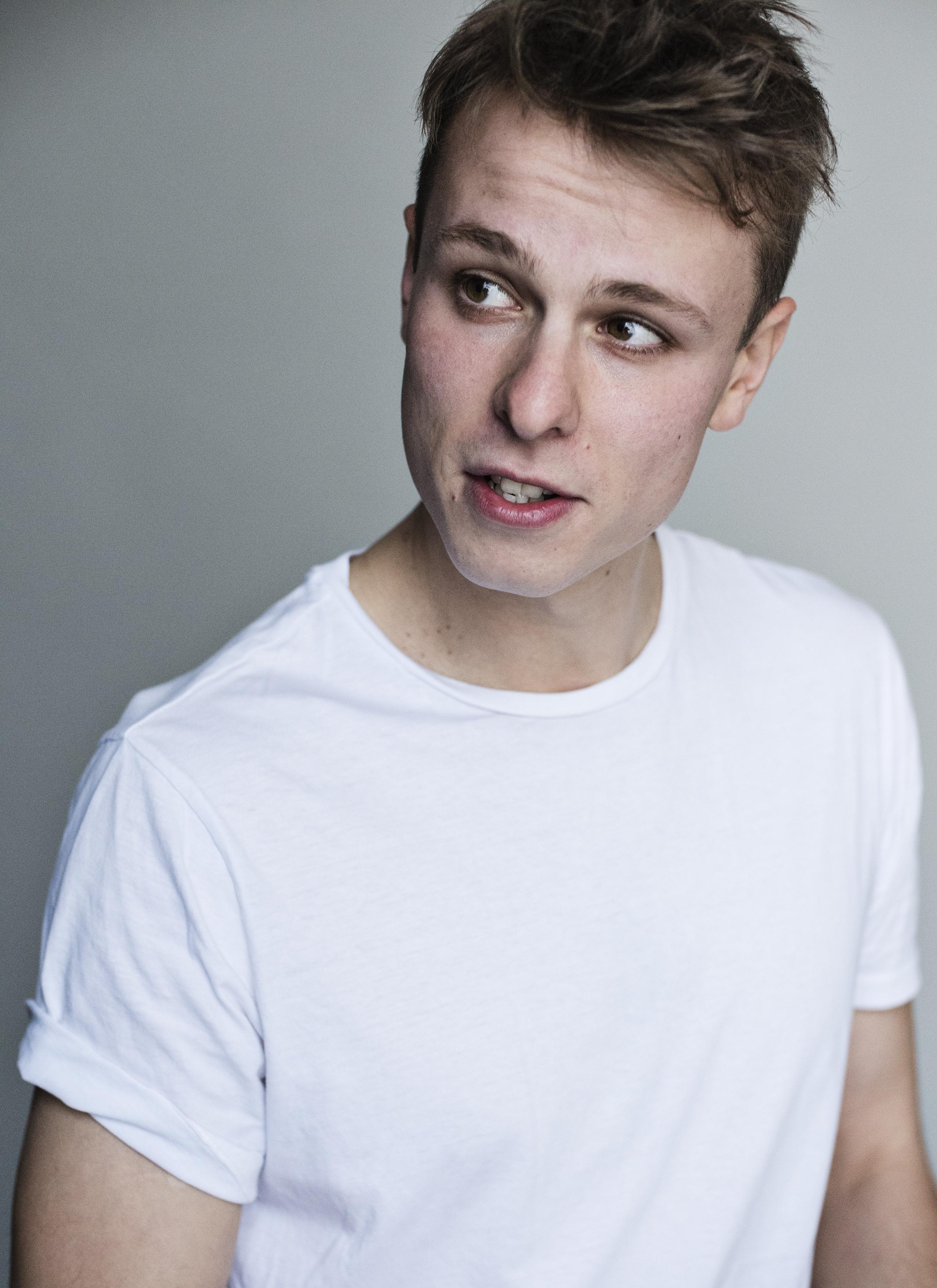 actor George Naylor large photo