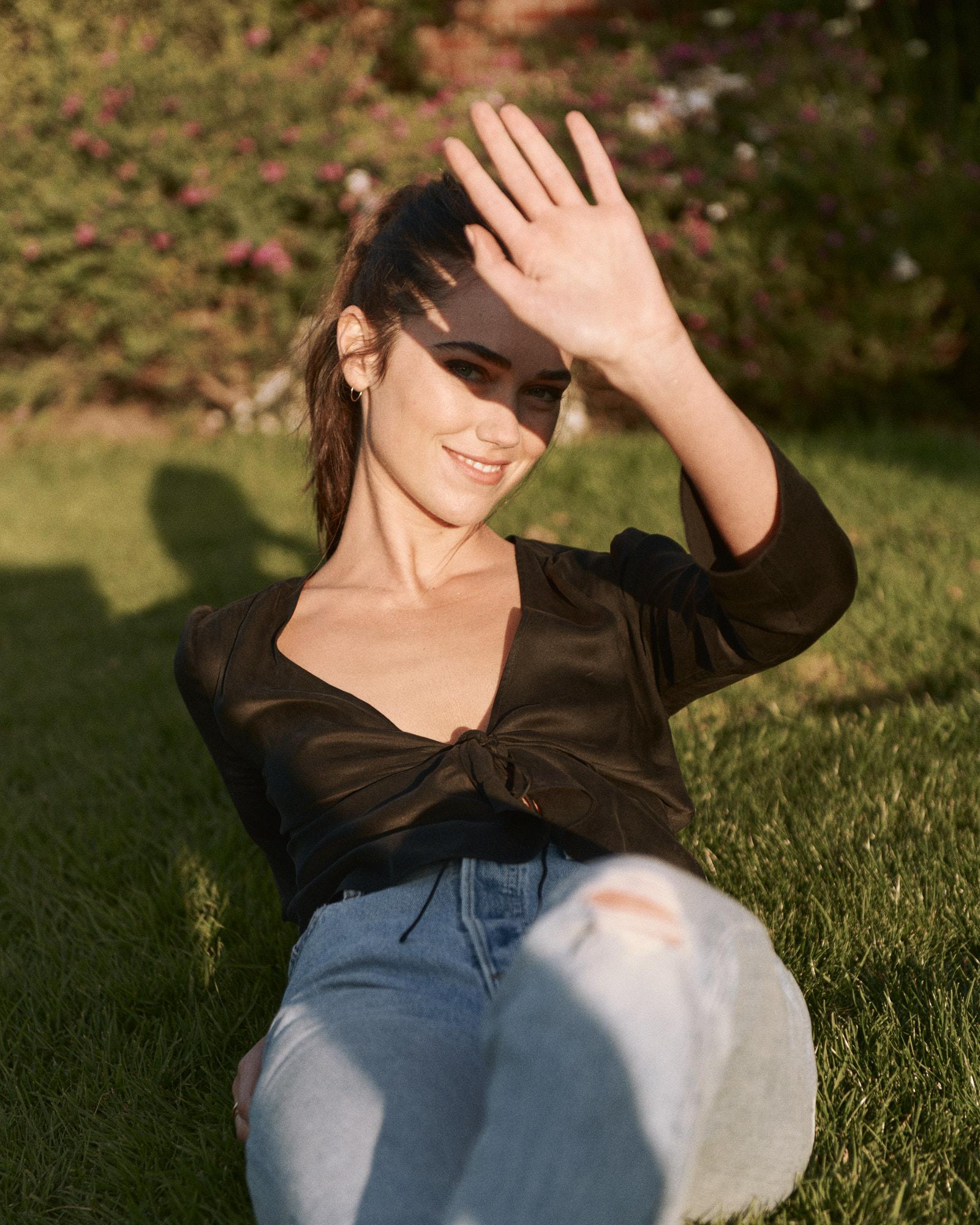 actor Maeve Whalen large photo