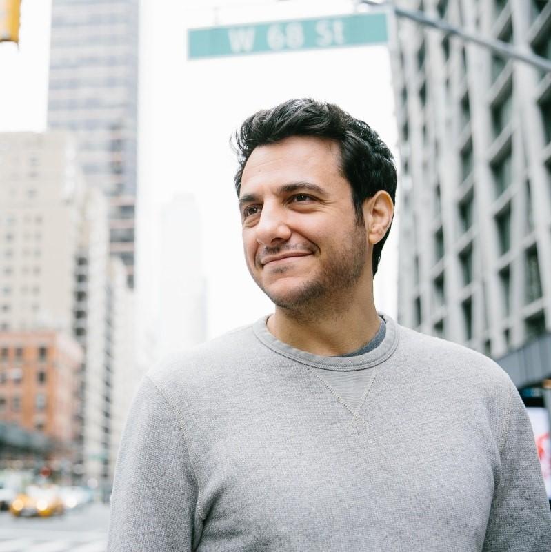 actor Tim Urban large photo