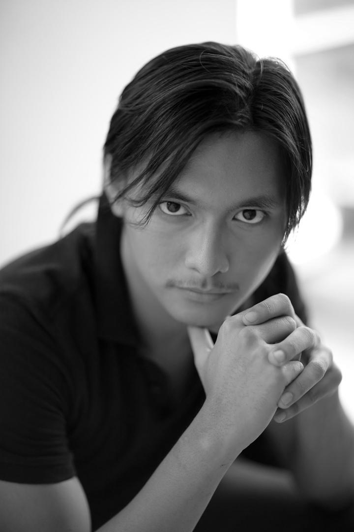 actor Eli Razo large photo