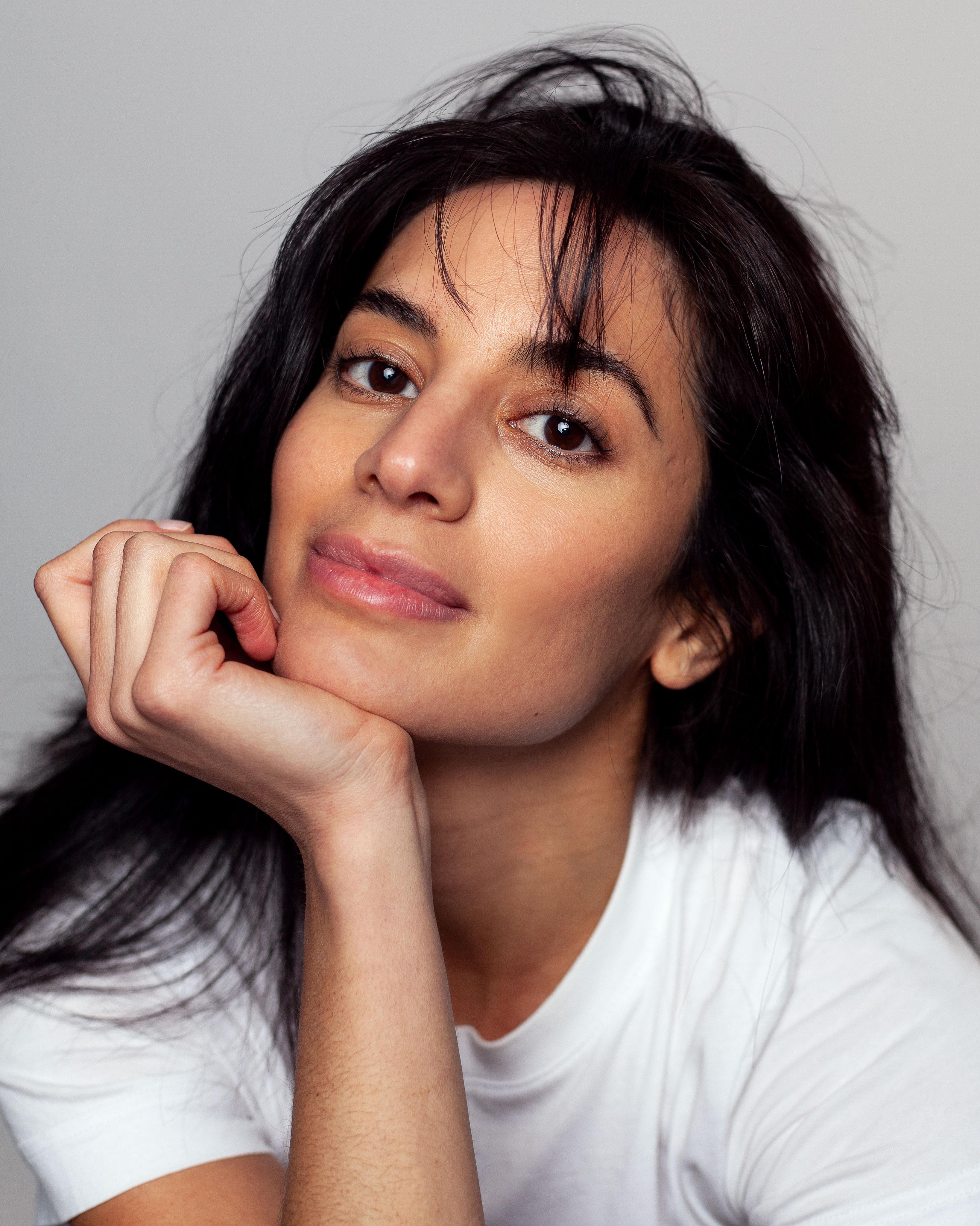 actor Sara Shirpey large photo