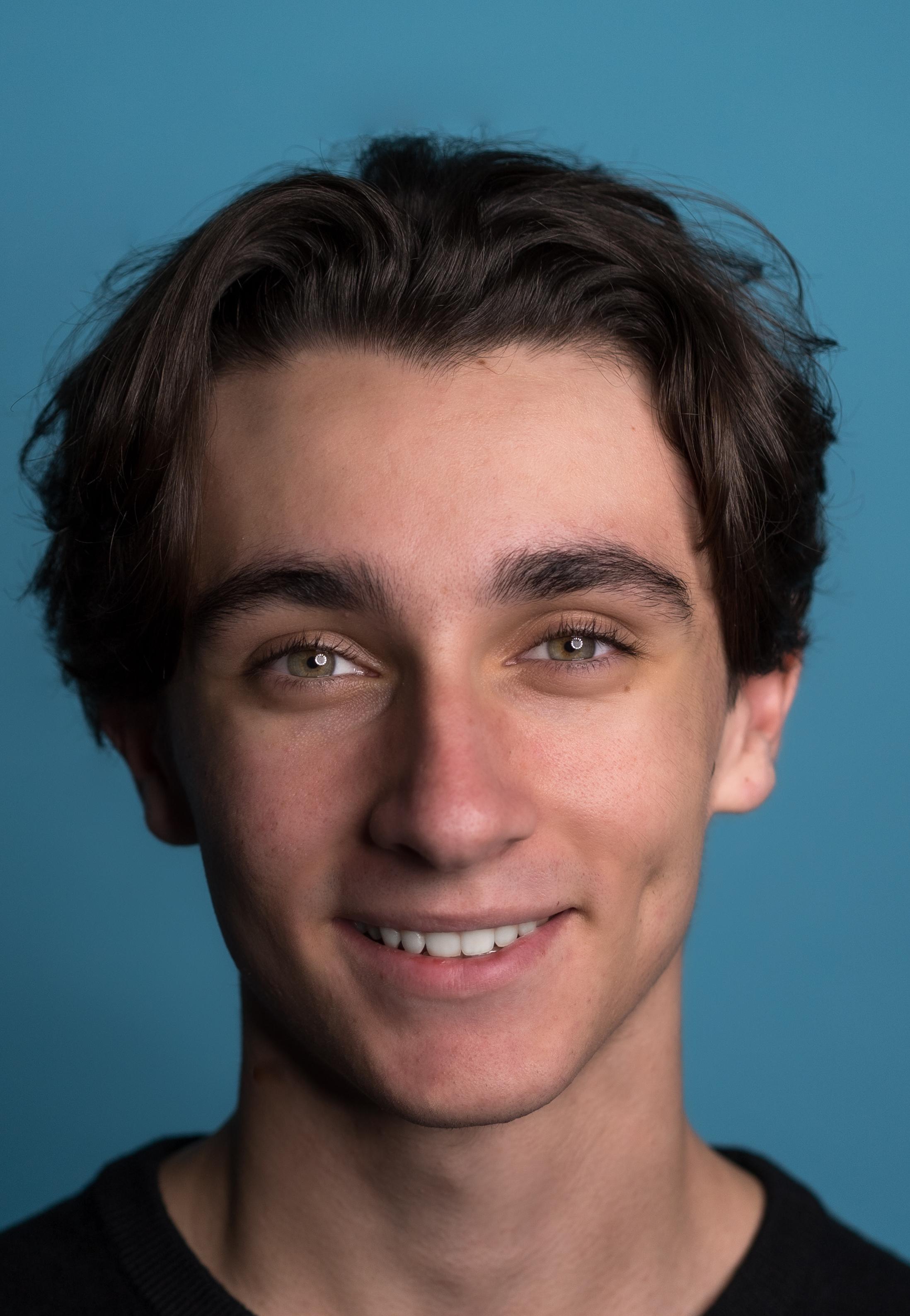 actor Dante Albidone large photo