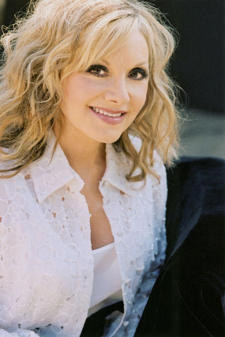actor Stella Parton large photo