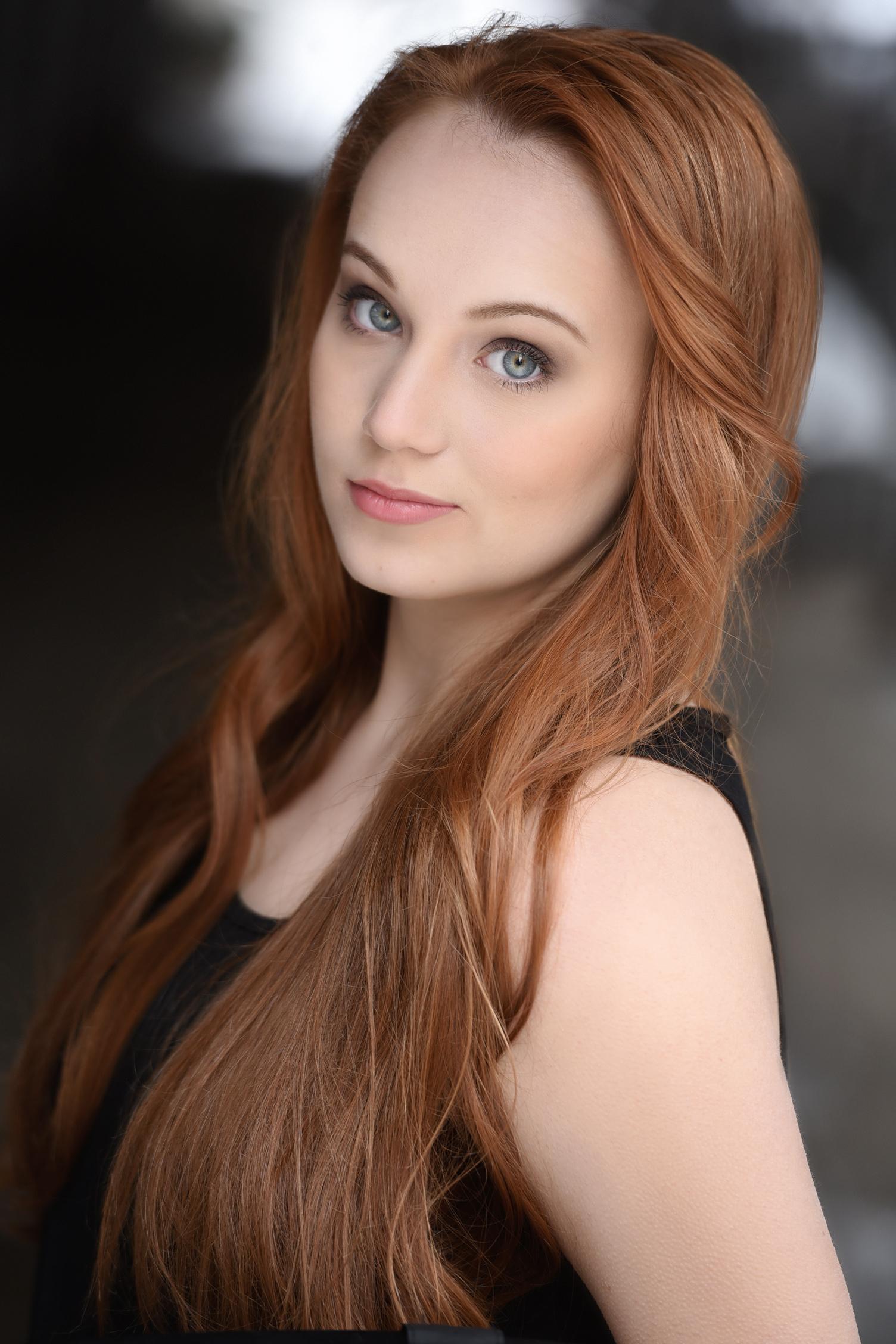 actor Emma Imholz large photo