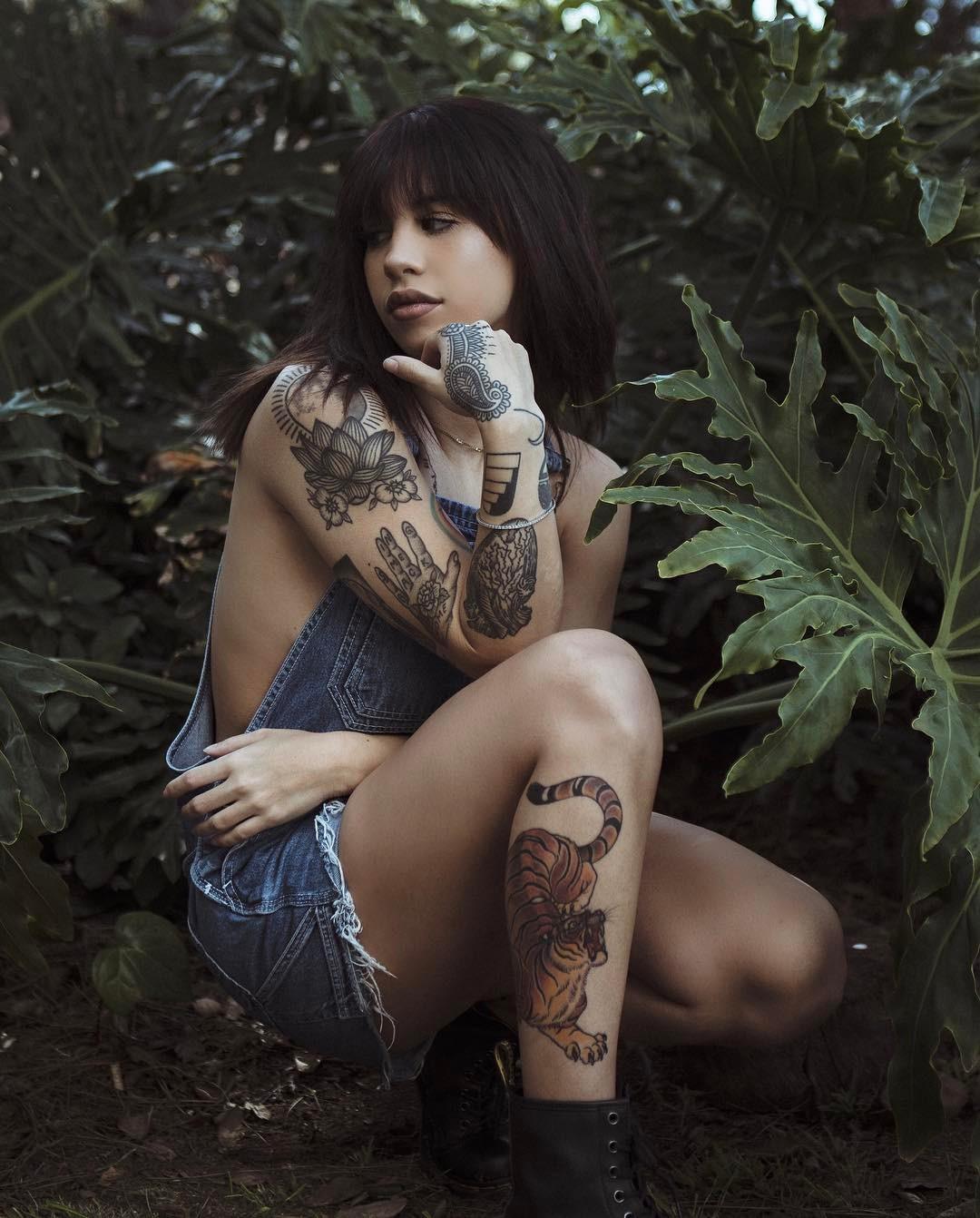 actor Naomi Wild large photo