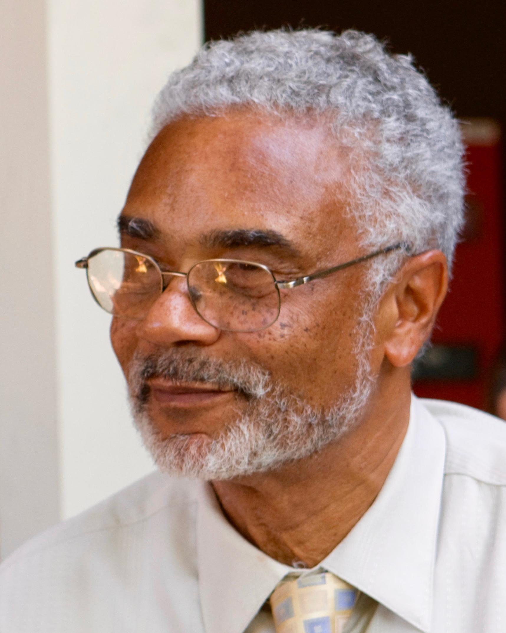 actor Clayborne Carson large photo