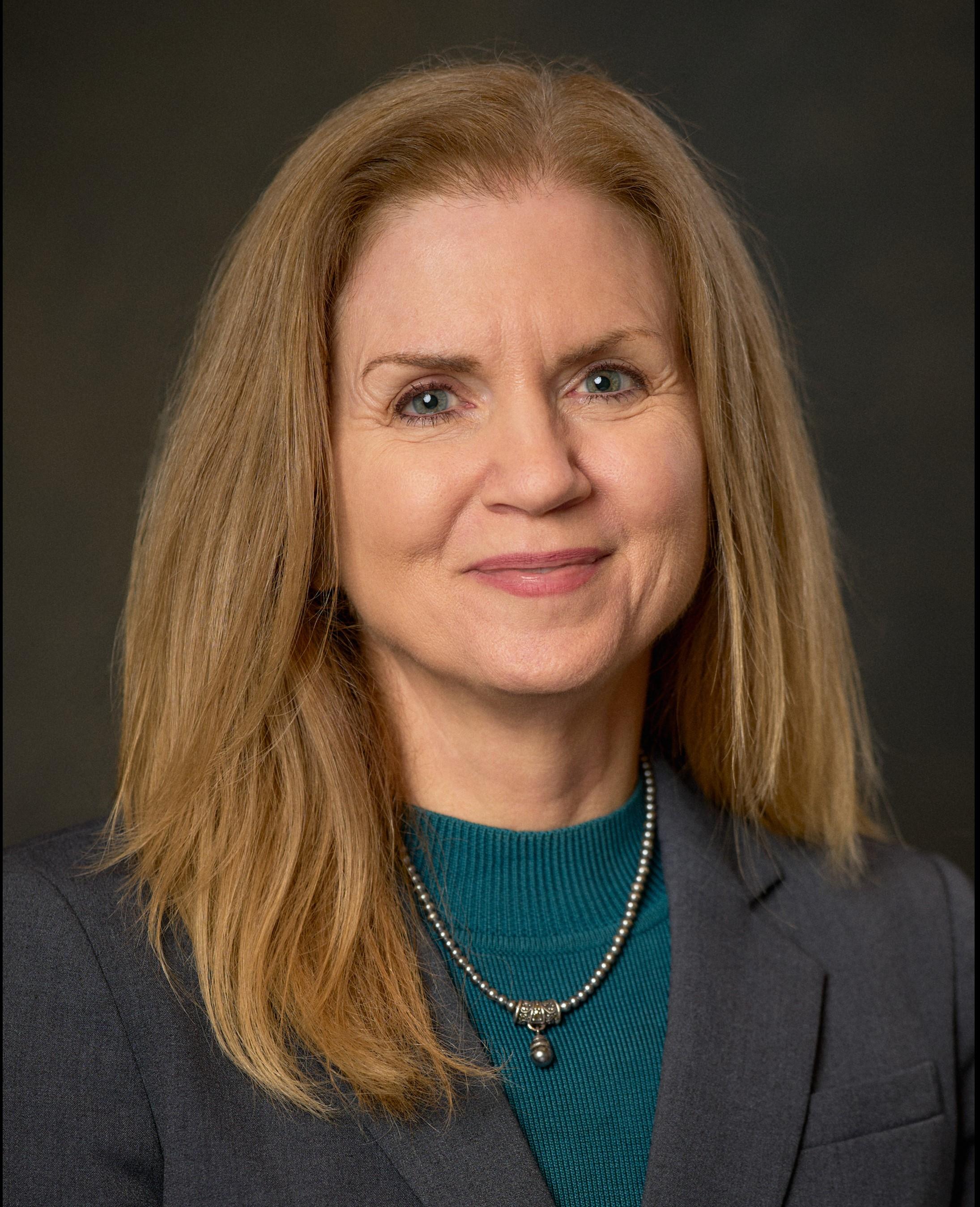 actor Brenda Kuciemba large photo