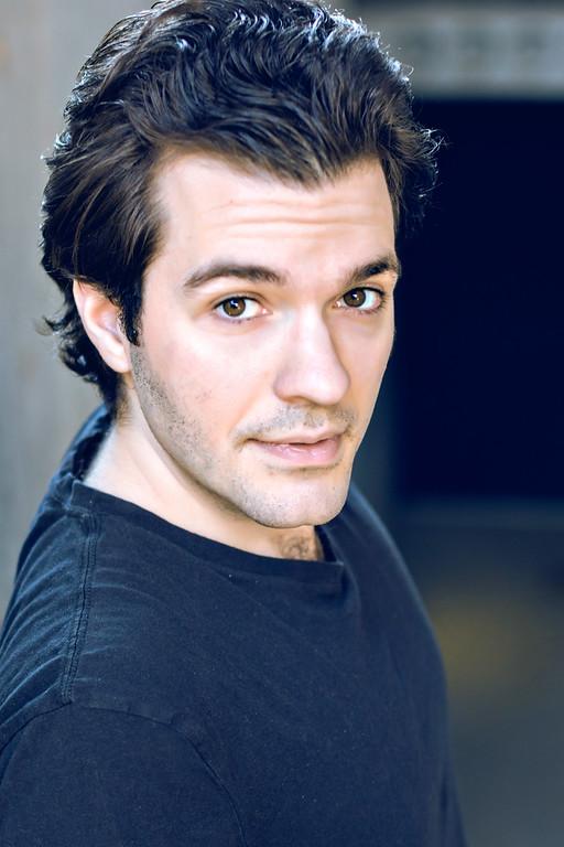 actor William Kenny large photo