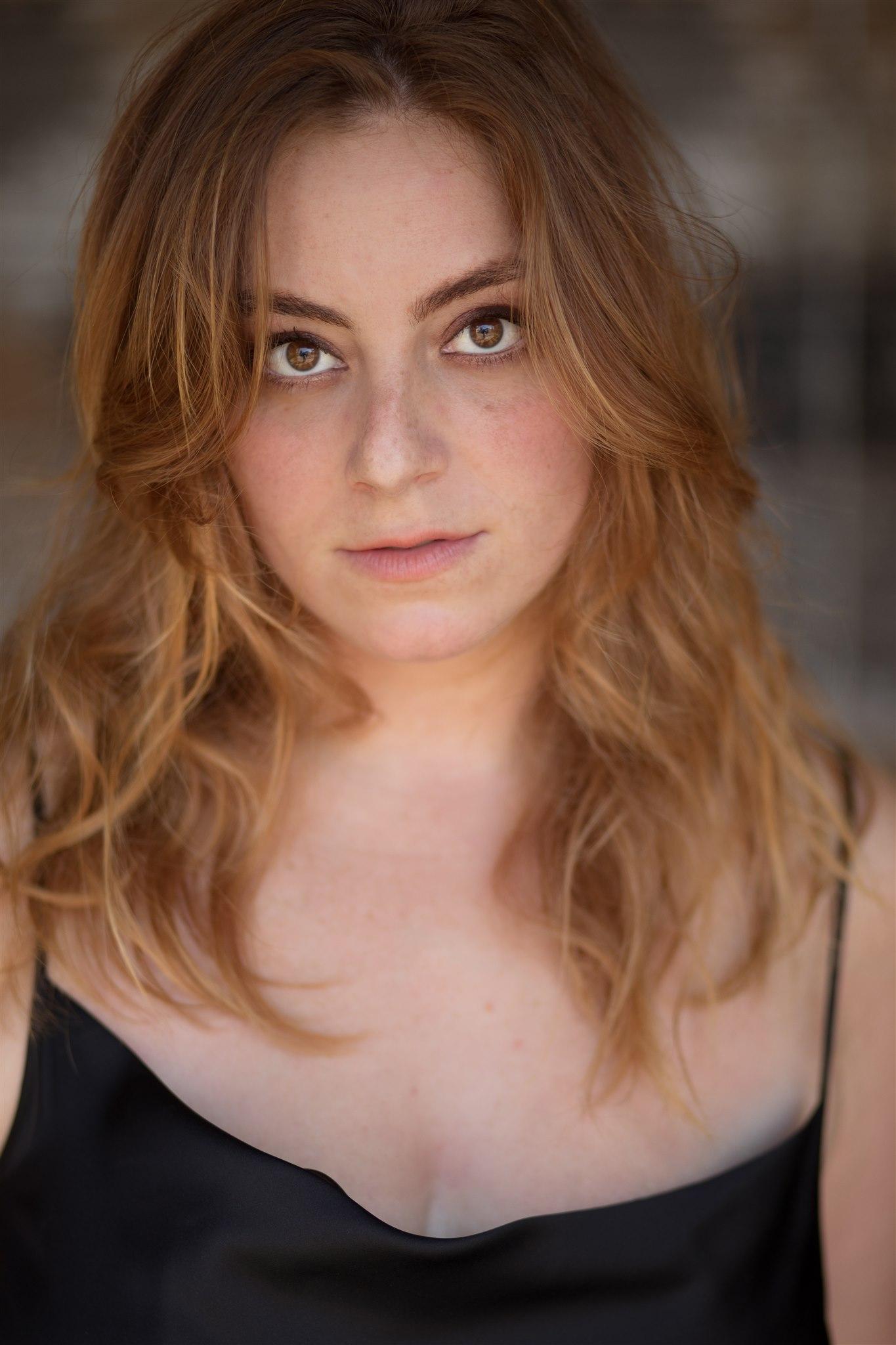 actor Nell T. Sherman large photo