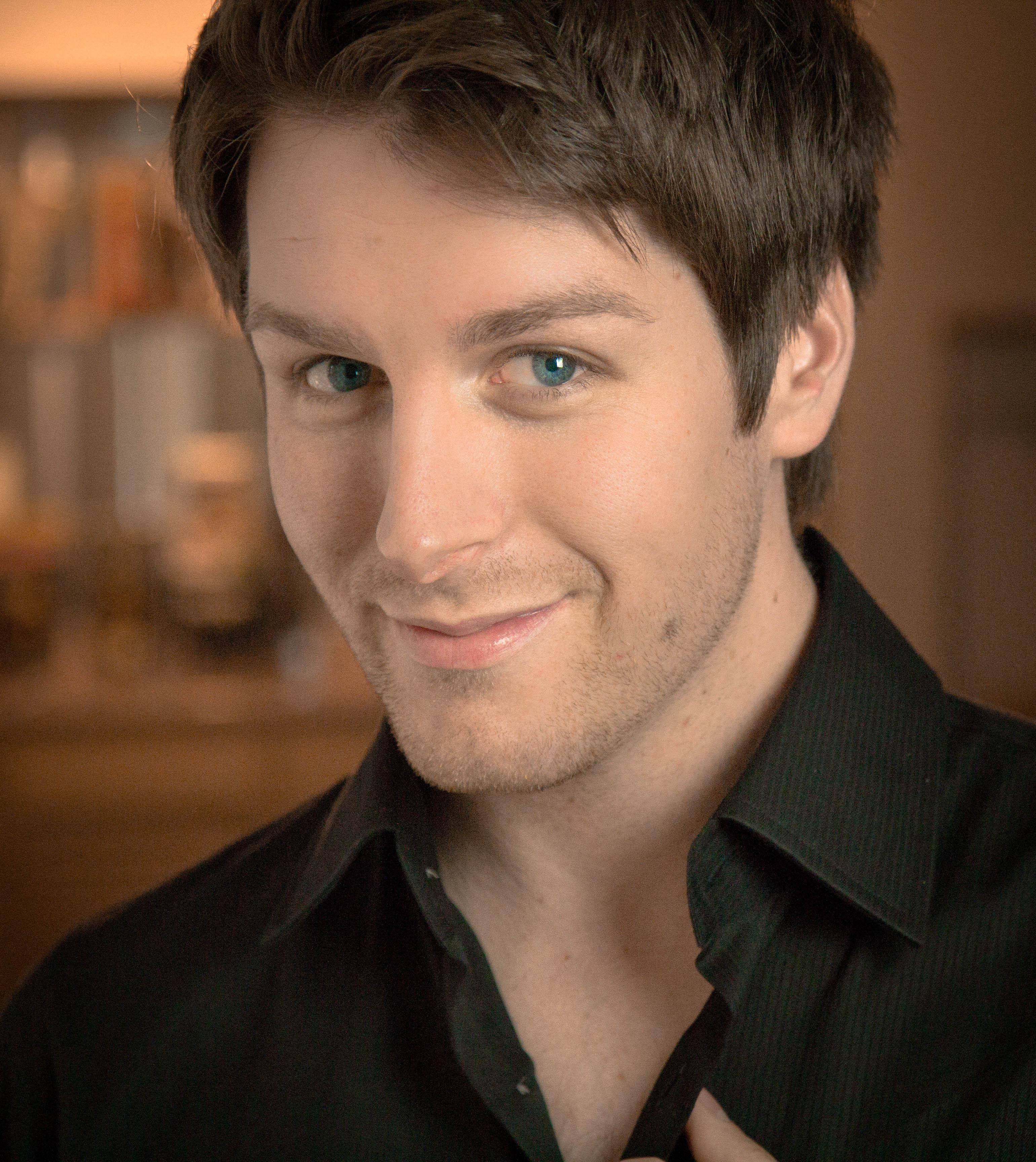 actor Matt Laumann large photo