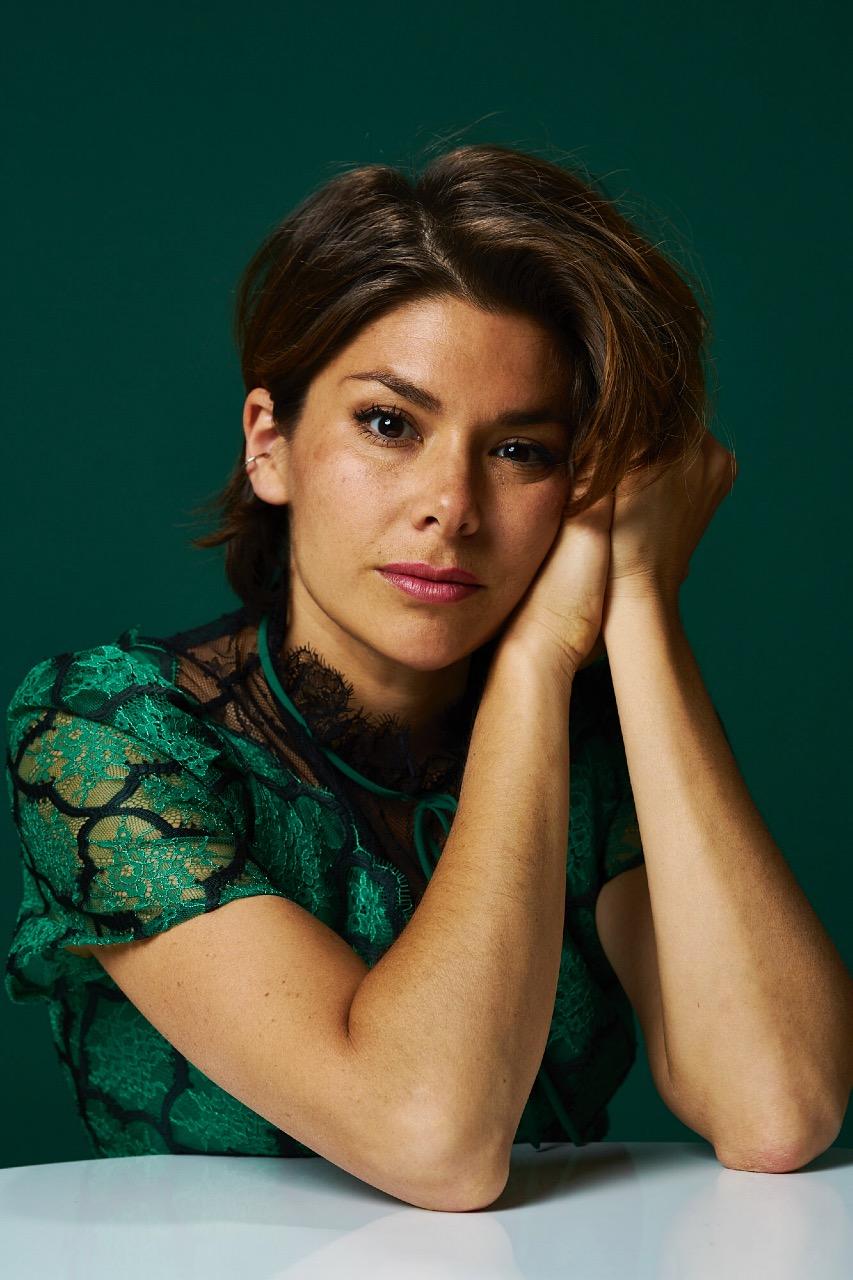 actor Steph Barkley large photo