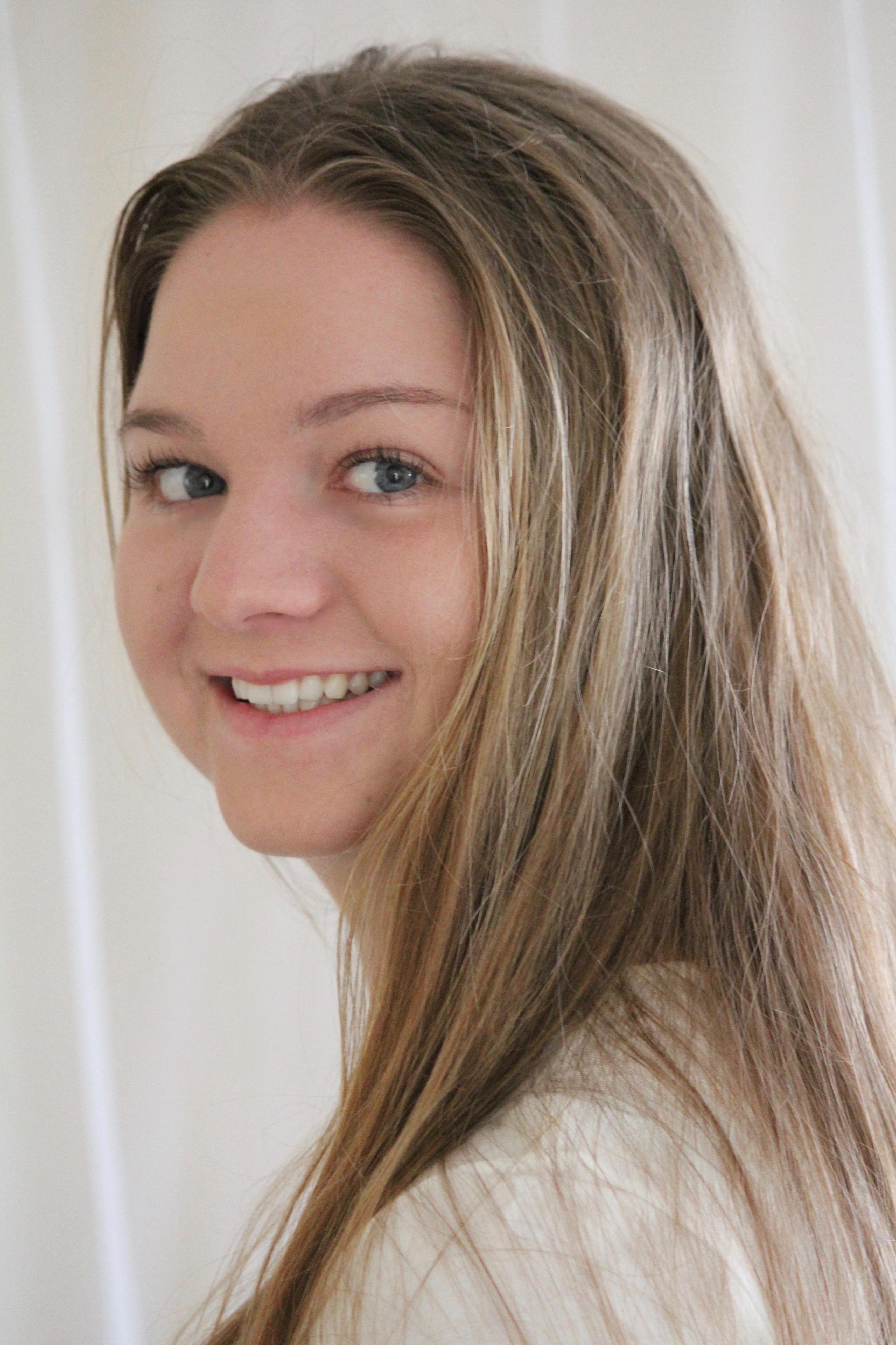 actor Kali Majors large photo