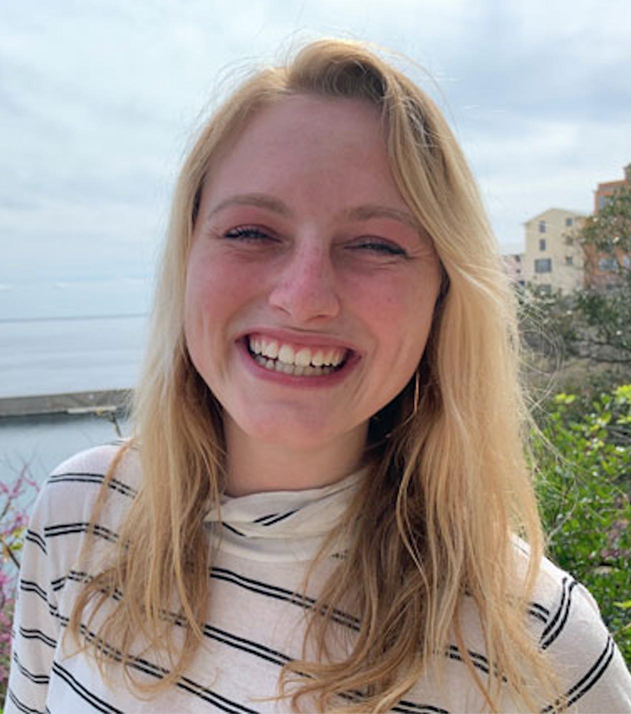 actor Lulu Adams large photo