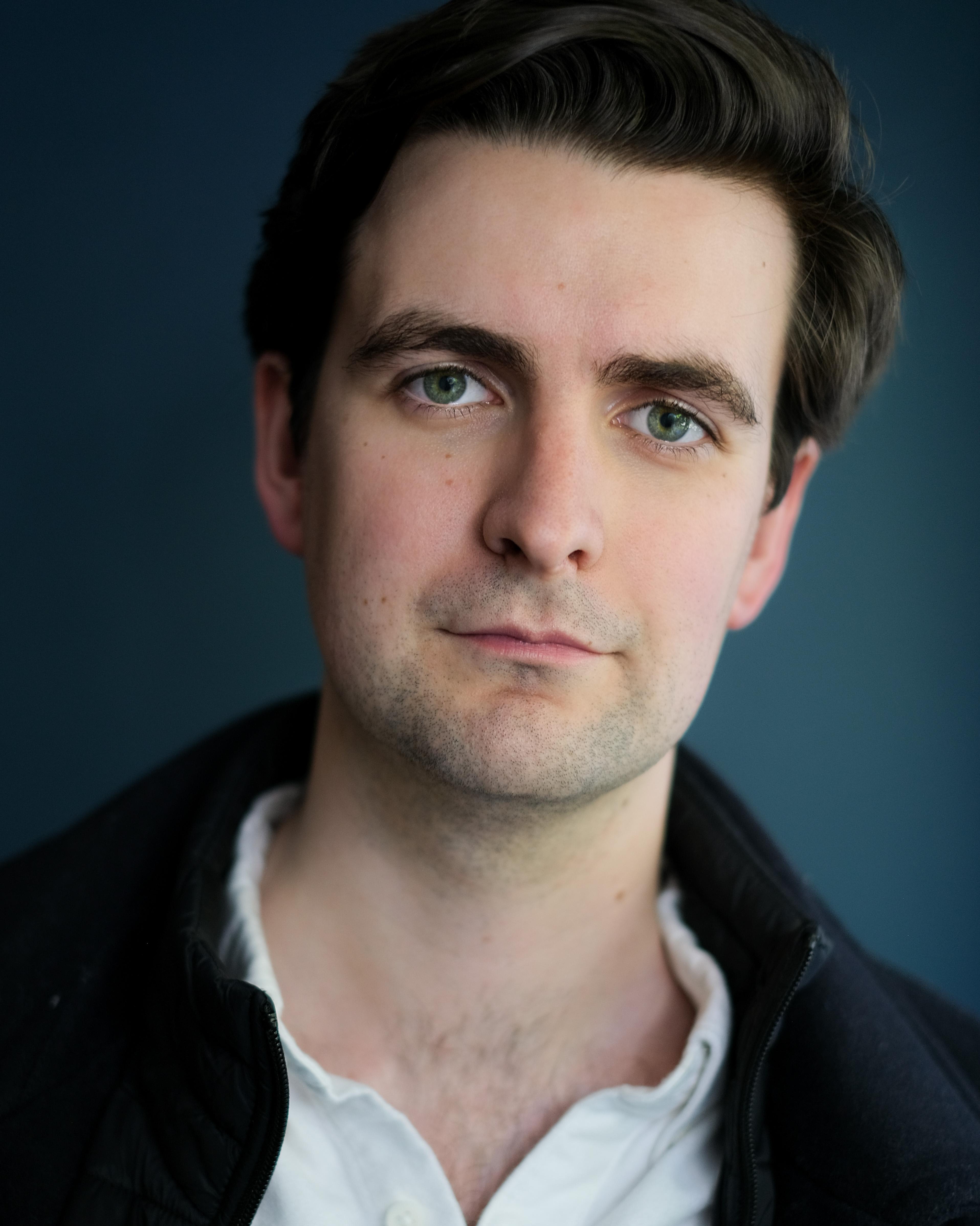 actor Colm Hill large photo