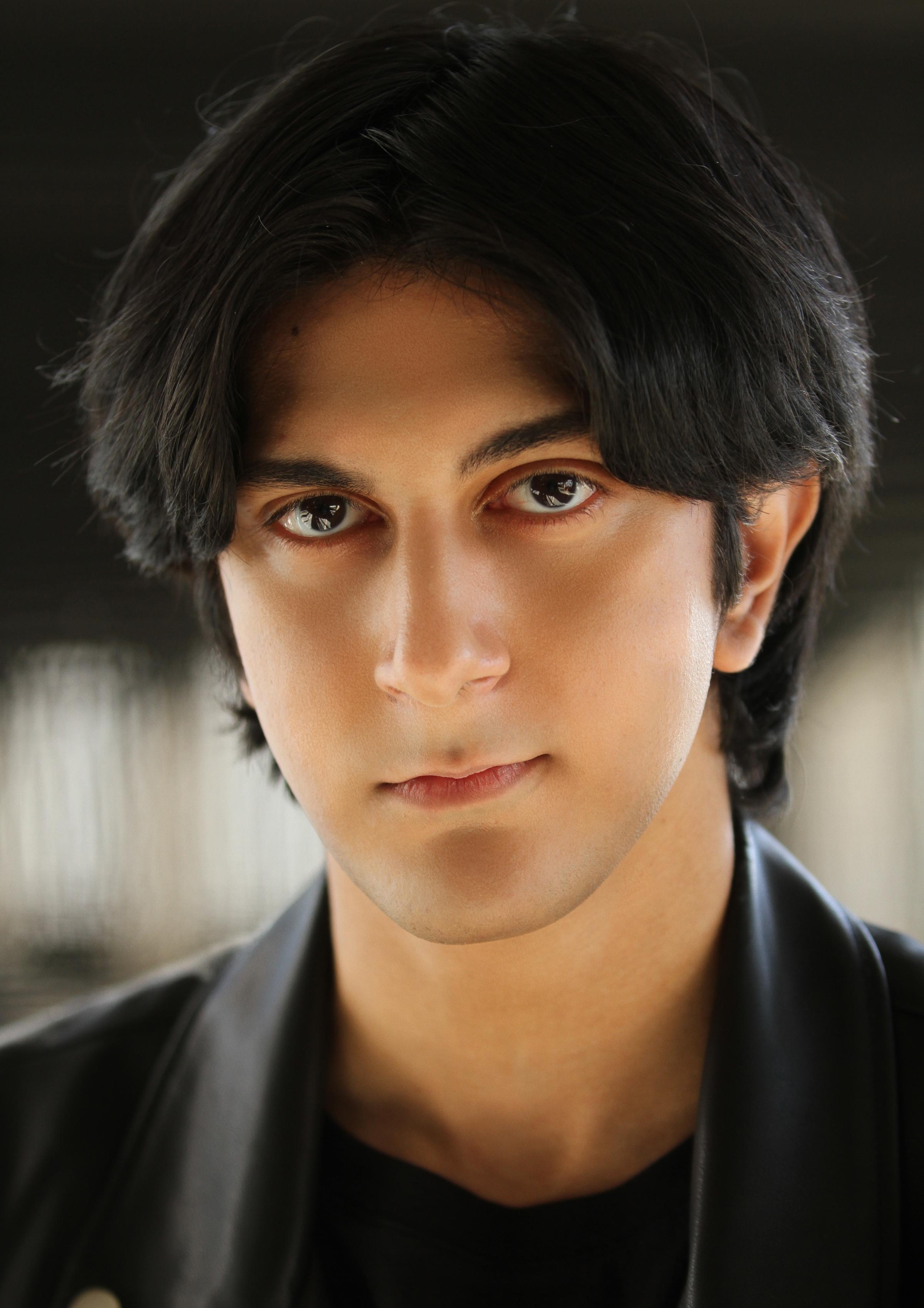 actor HaRoon Khan large photo