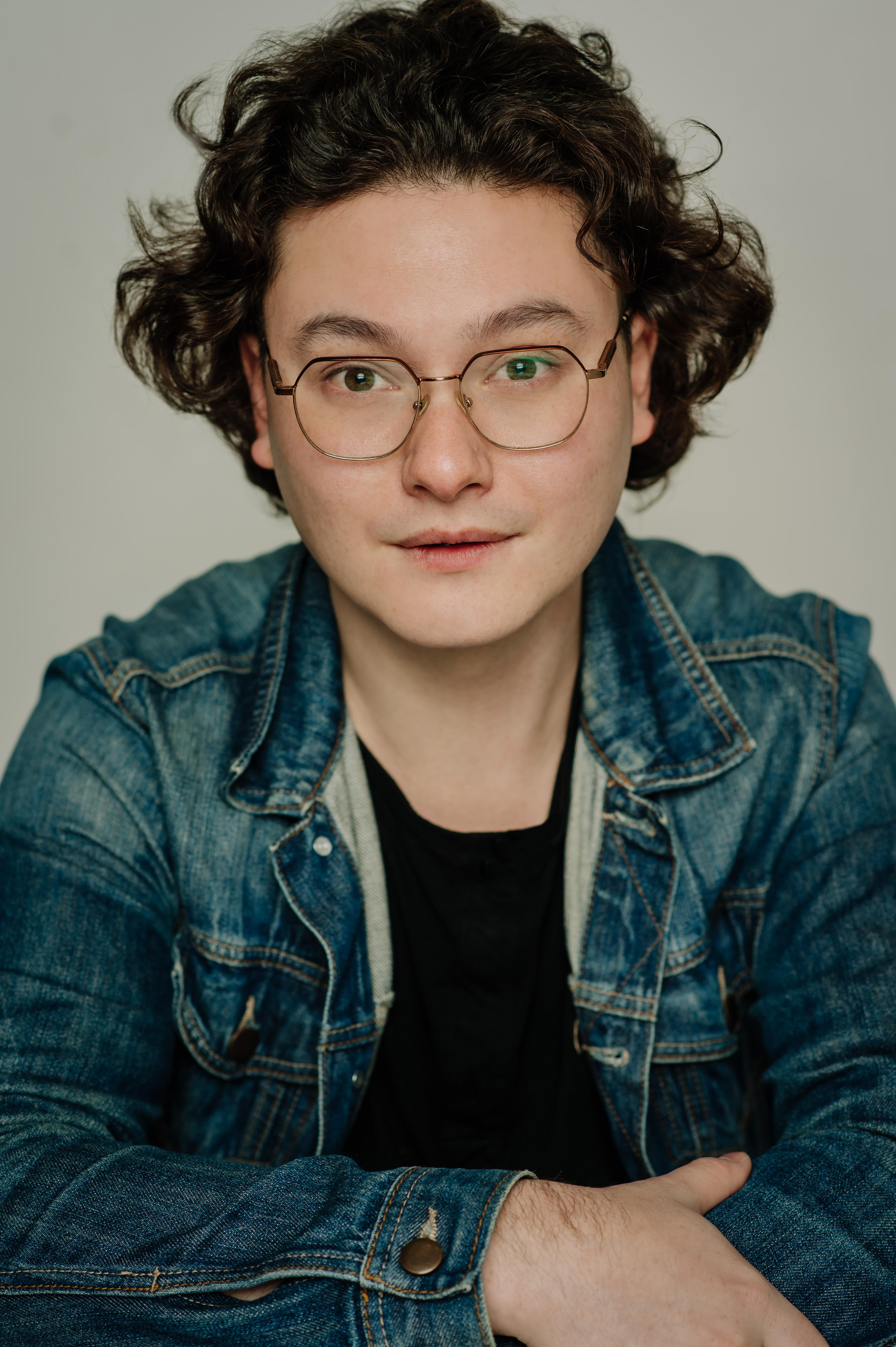 actor Kenneth Tynan large photo