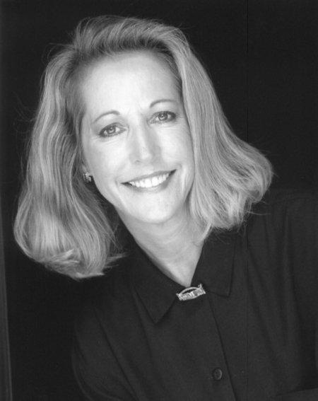 actor Elaine Brammell large photo