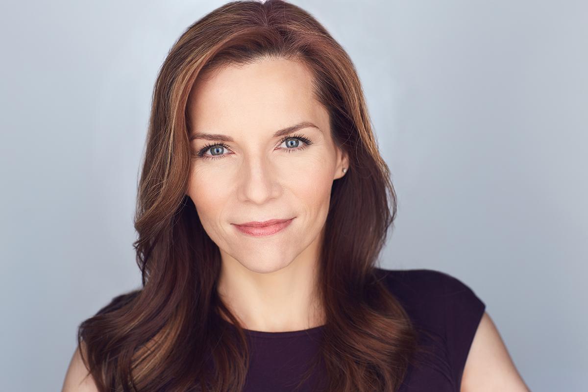 actor Amy Russ large photo