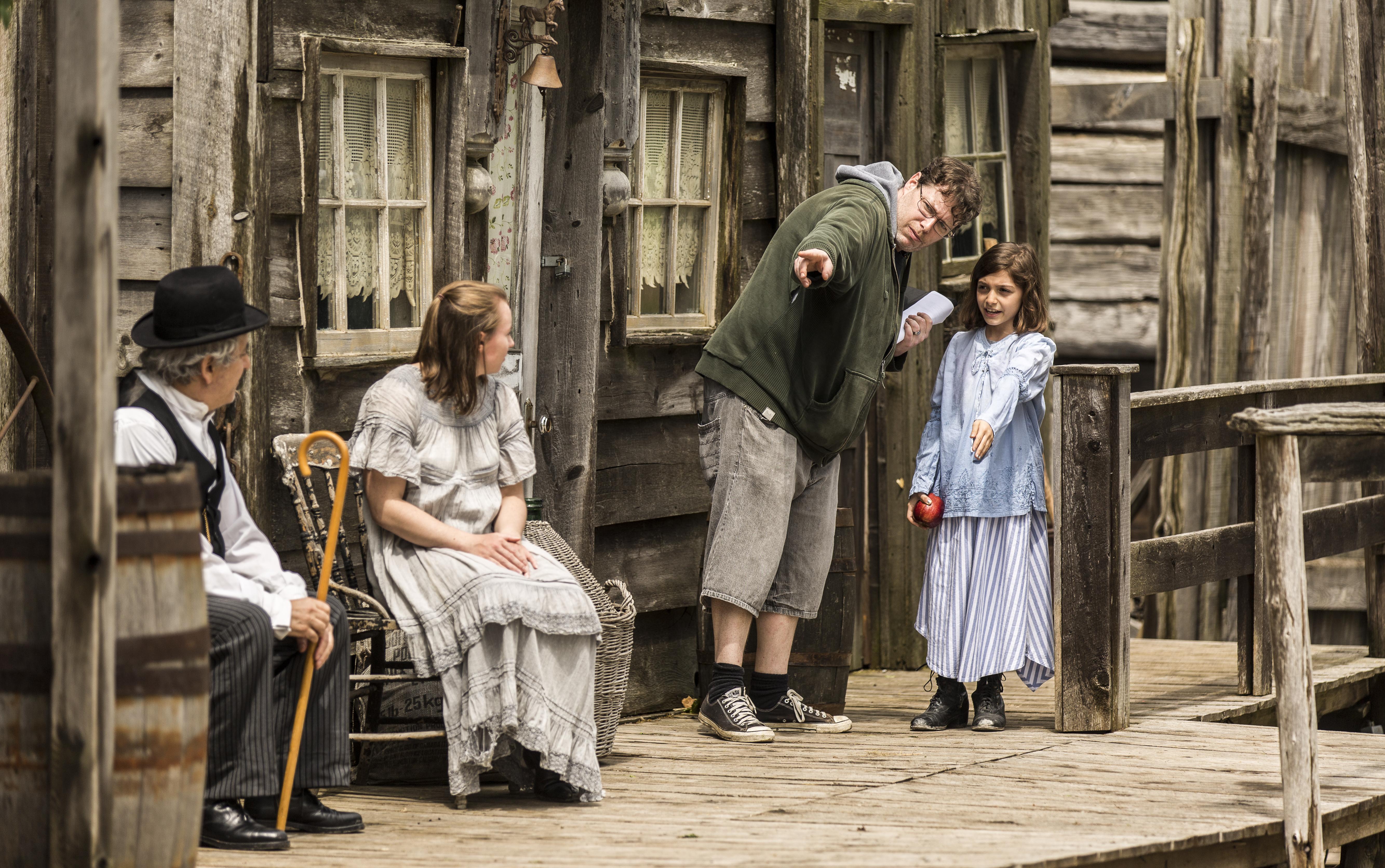 actor Chris Power large photo