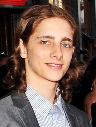 actor Alex Esmail large photo