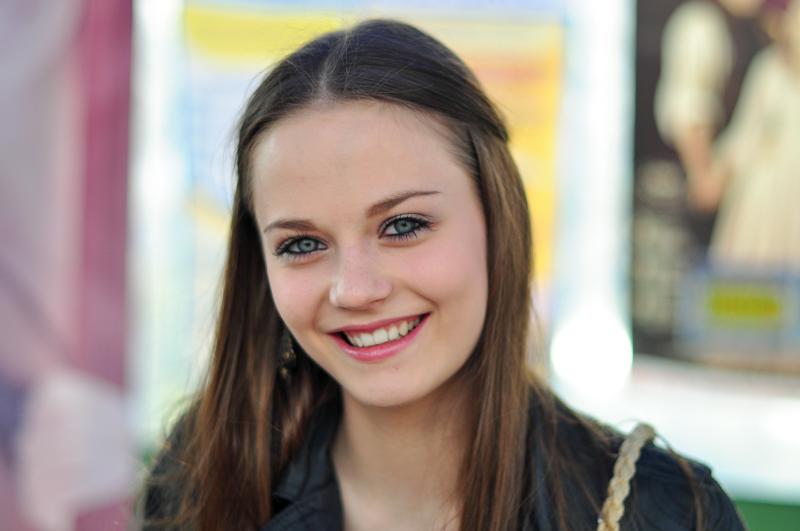 actor Katarzyna Sawczuk large photo