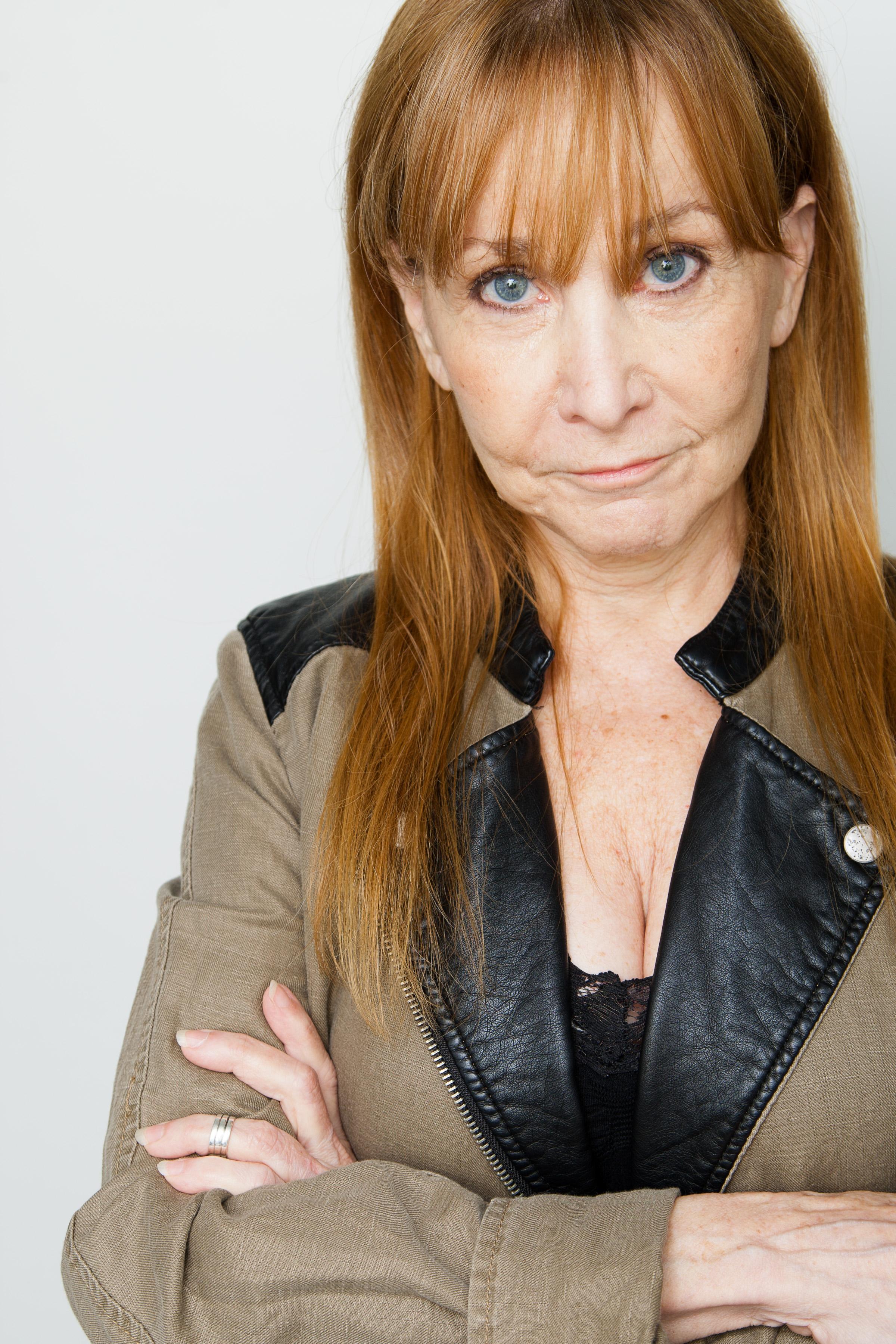 actor Carryl Lynn large photo