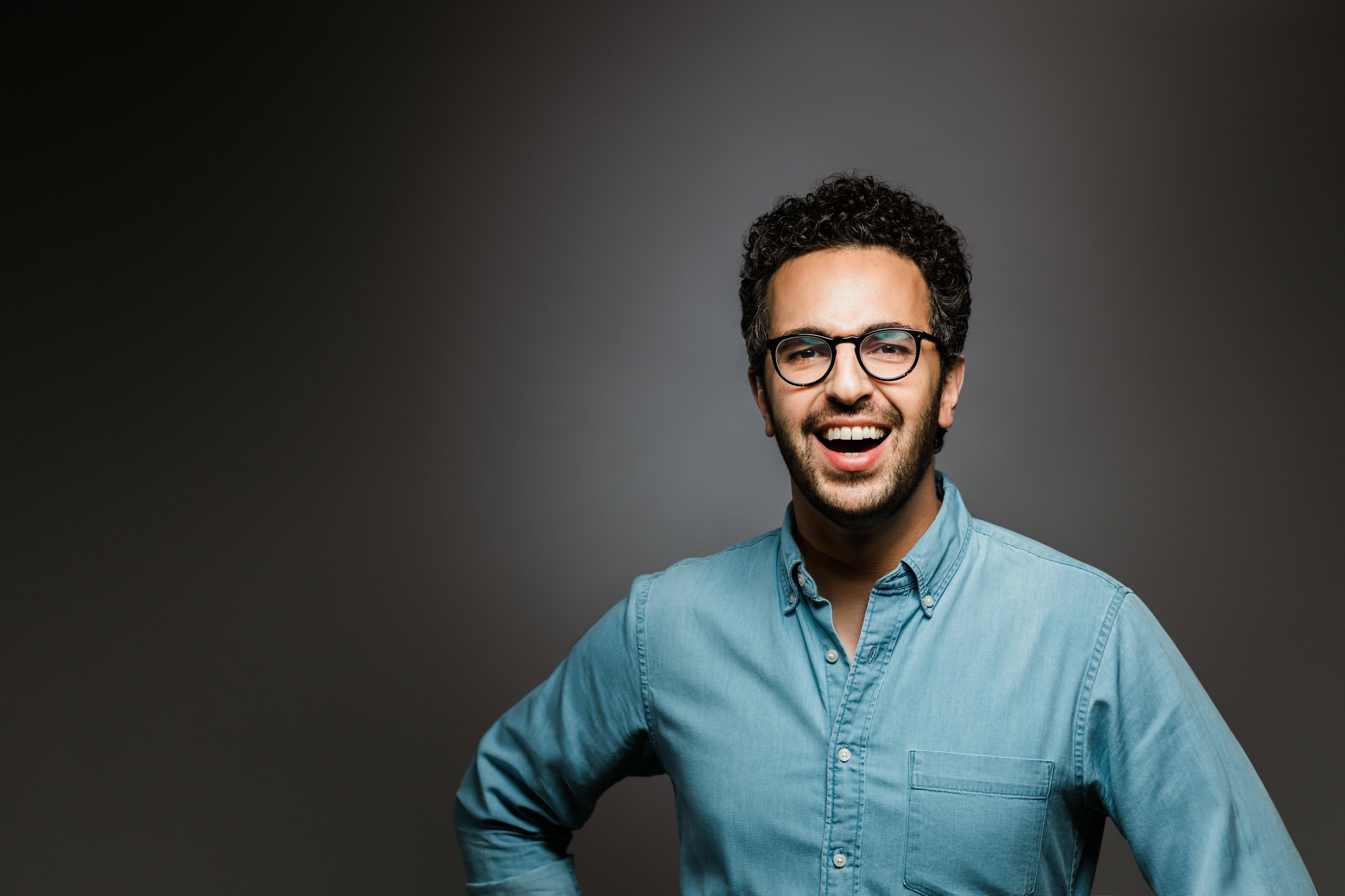 actor Dave Ahdoot large photo