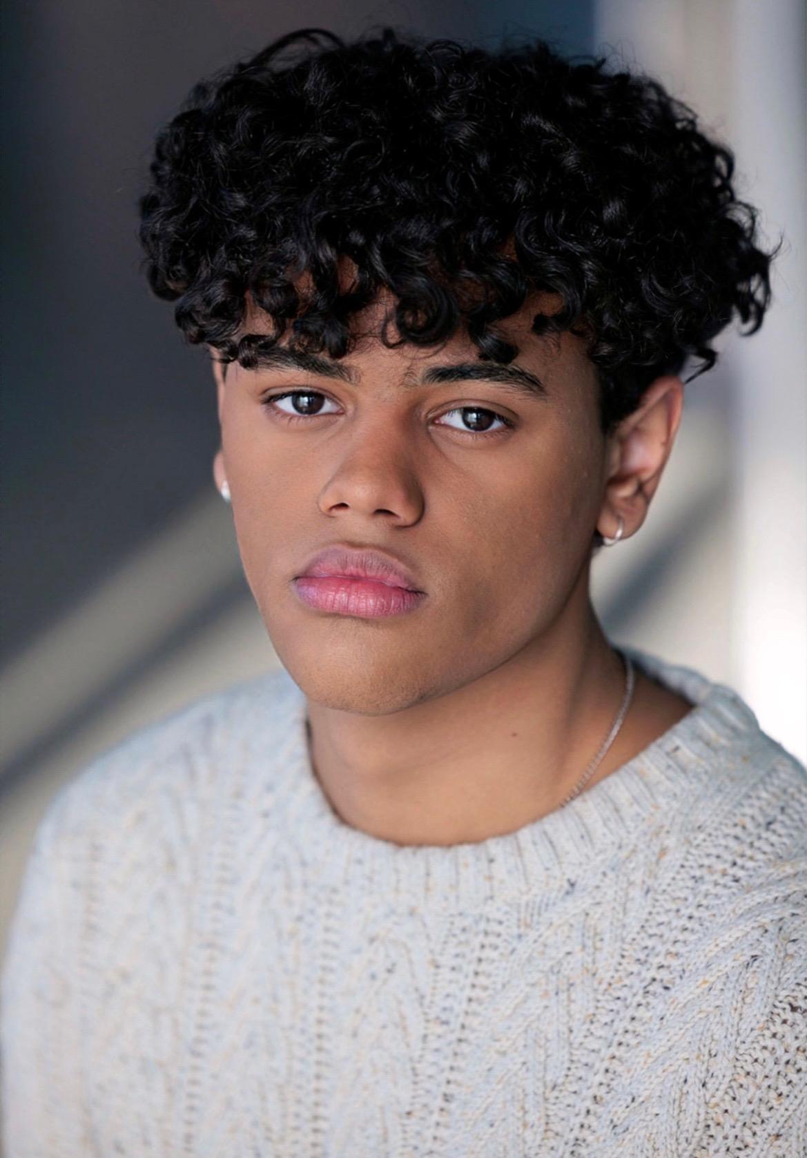 actor Caleb Baumann large photo